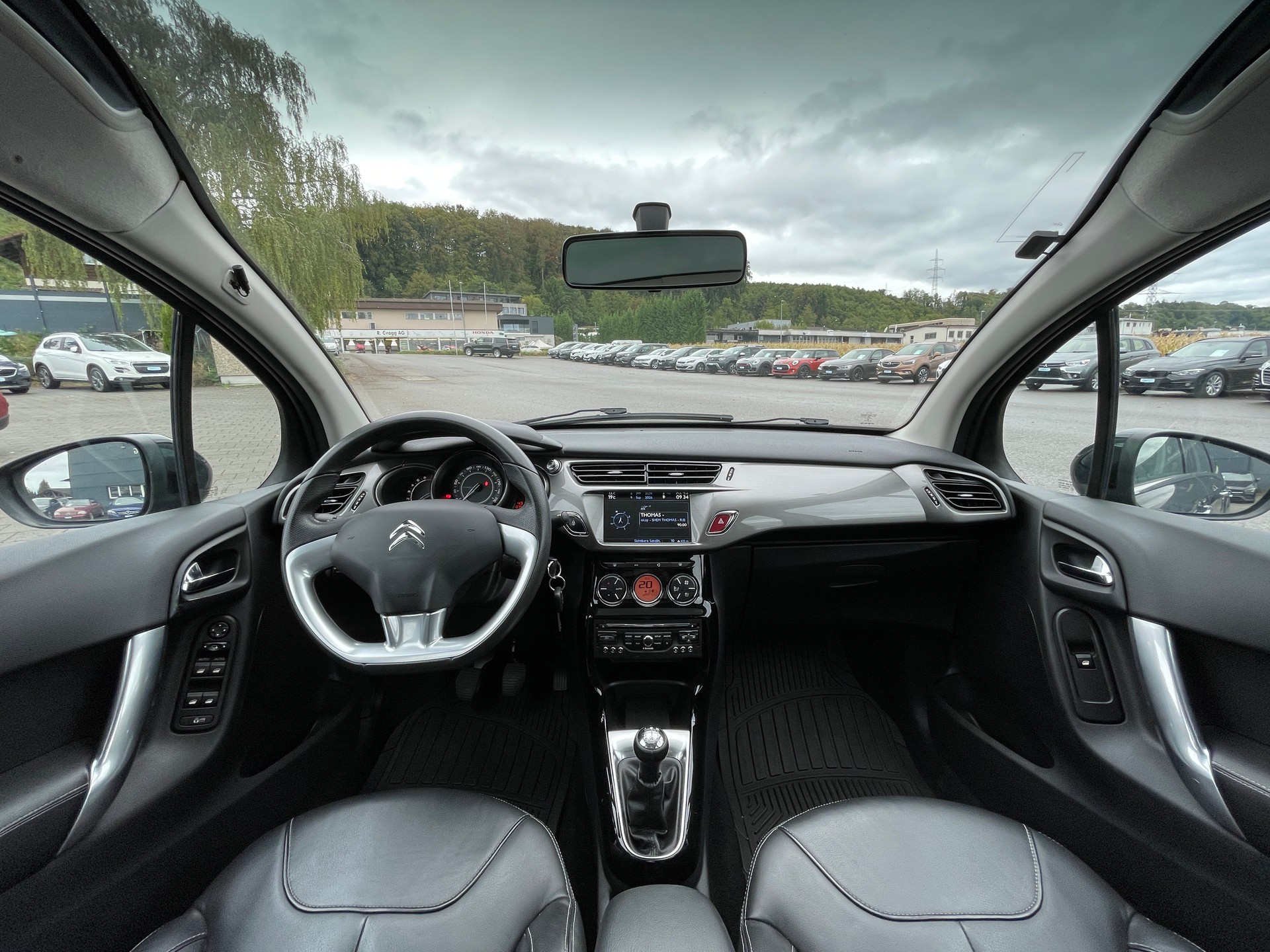 CITROEN C3 1.6i 16V Exclusive-image-8