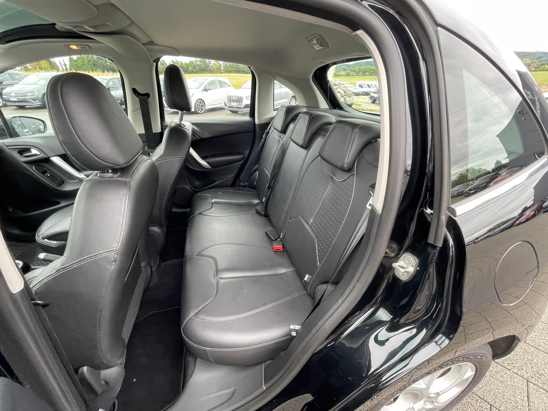 CITROEN C3 1.6i 16V Exclusive-image-13