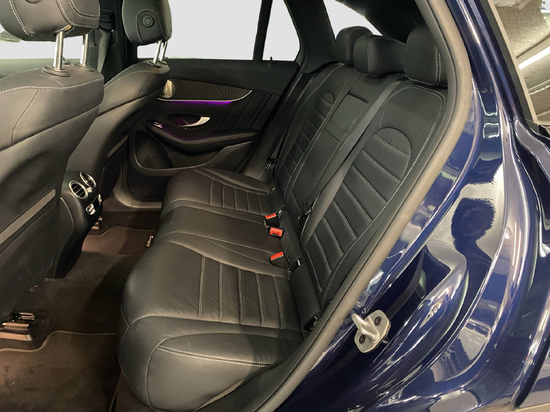 MERCEDES-BENZ GLC 220 d AMG Line 4MATIC-image-13