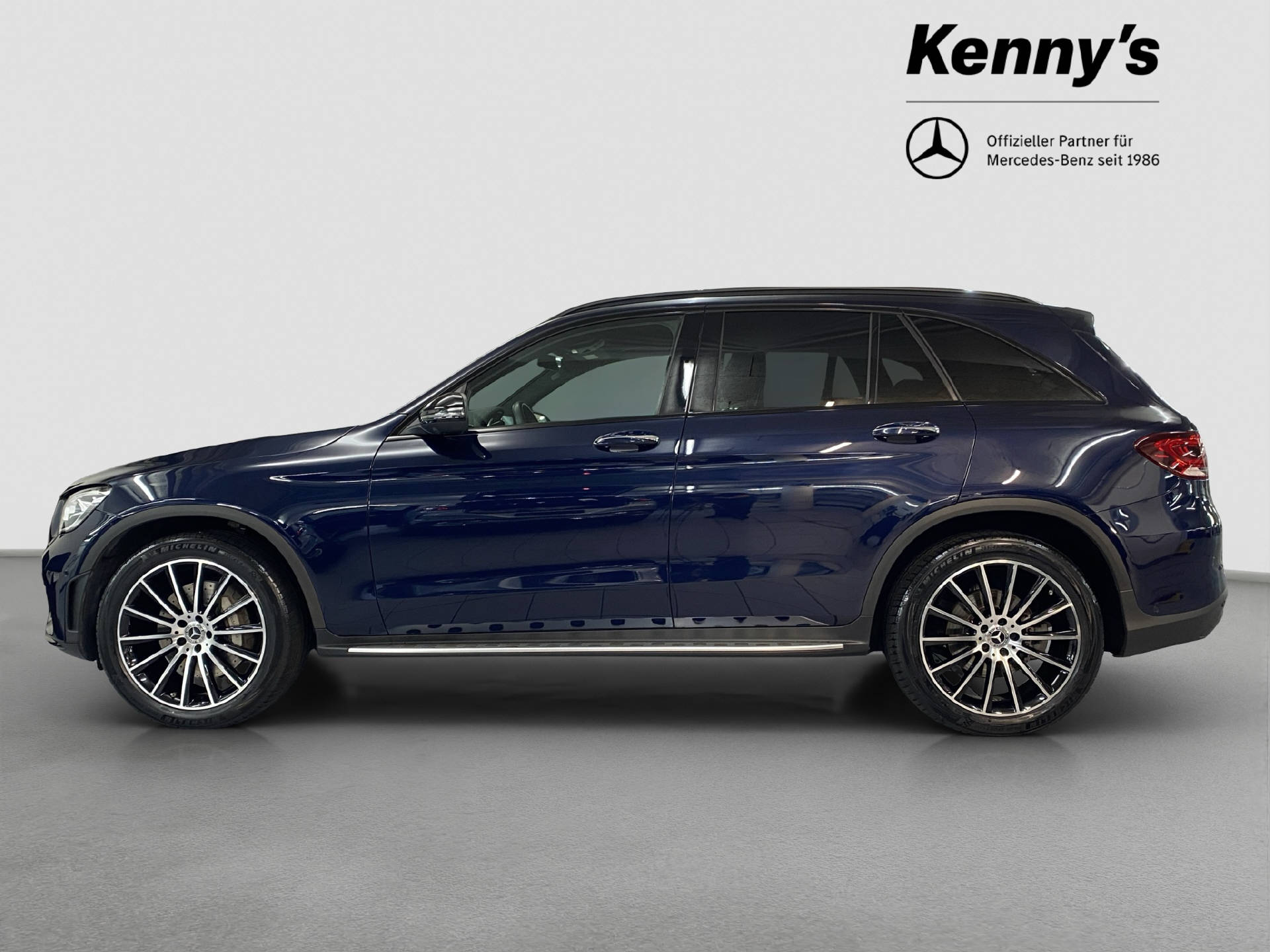 MERCEDES-BENZ GLC 220 d AMG Line 4MATIC-image-2