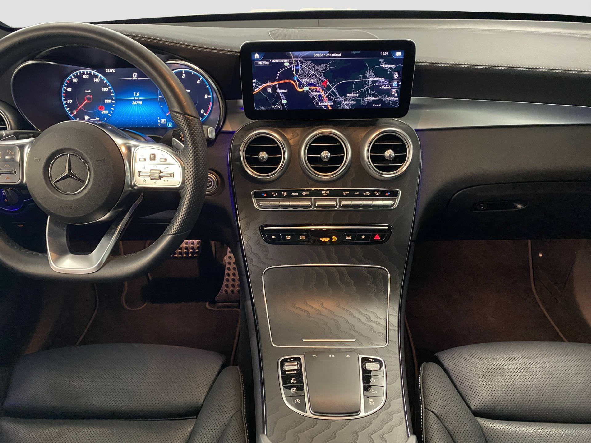 MERCEDES-BENZ GLC 220 d AMG Line 4MATIC-image-10