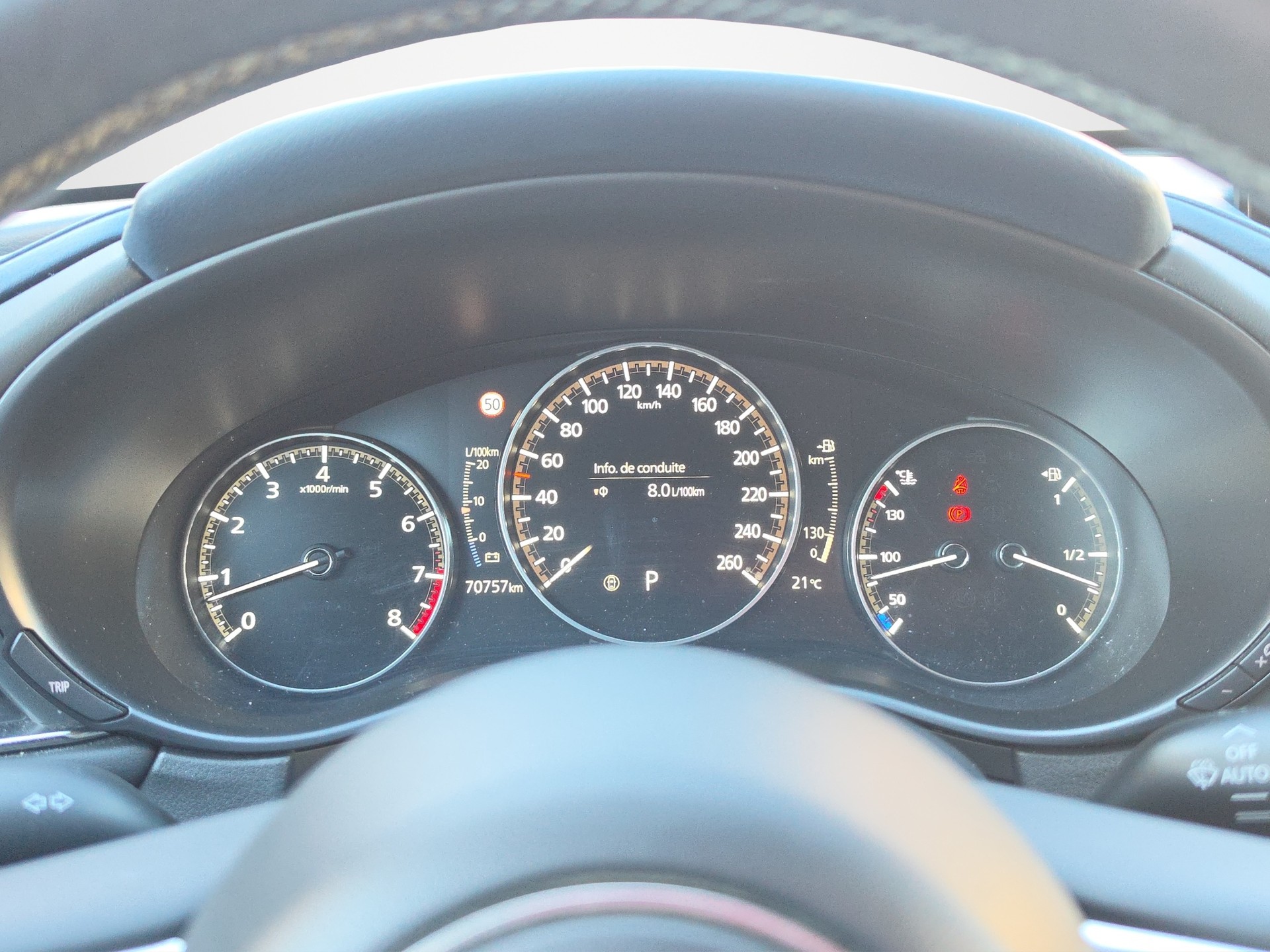 MAZDA CX-30 SKYACTIV-X M Hybrid 180 Revolution AWD Automat-image-9