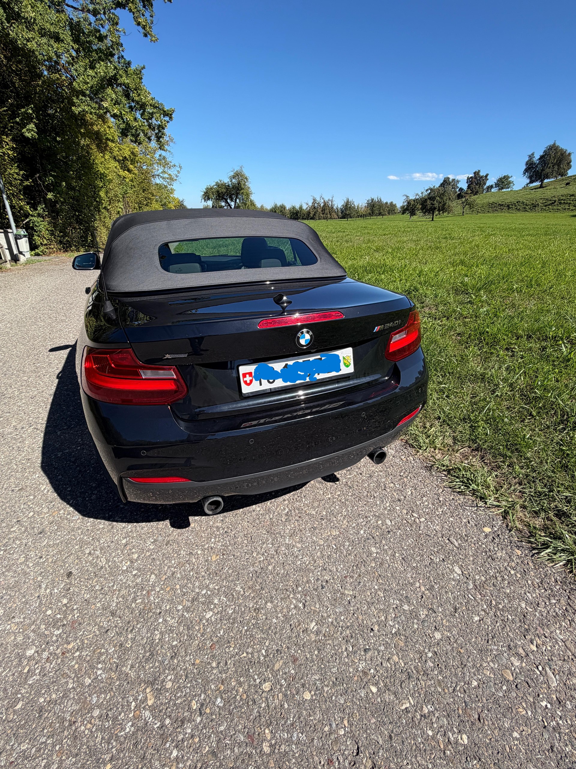 BMW M240i xDrive-image-2