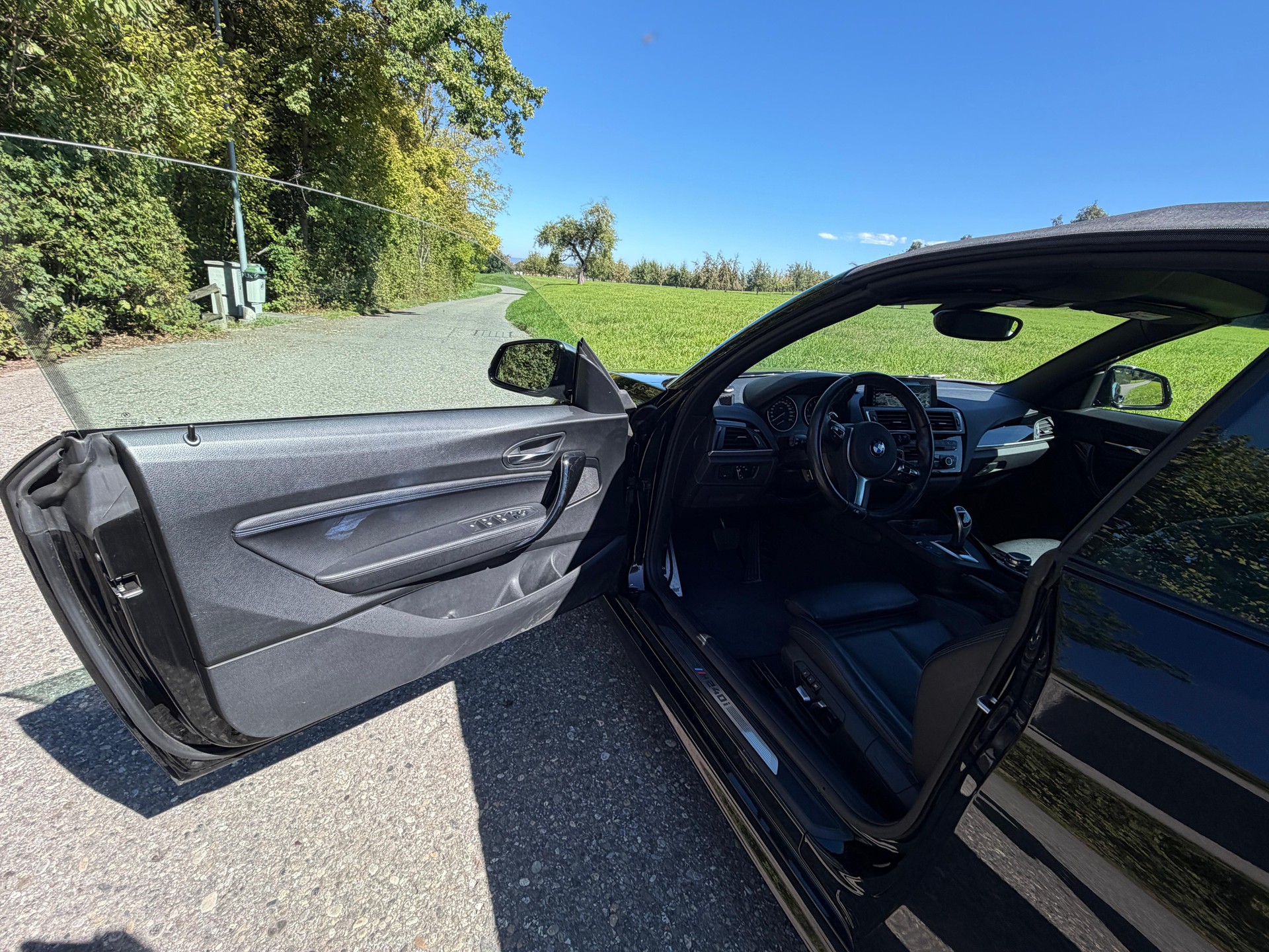 BMW M240i xDrive-image-3