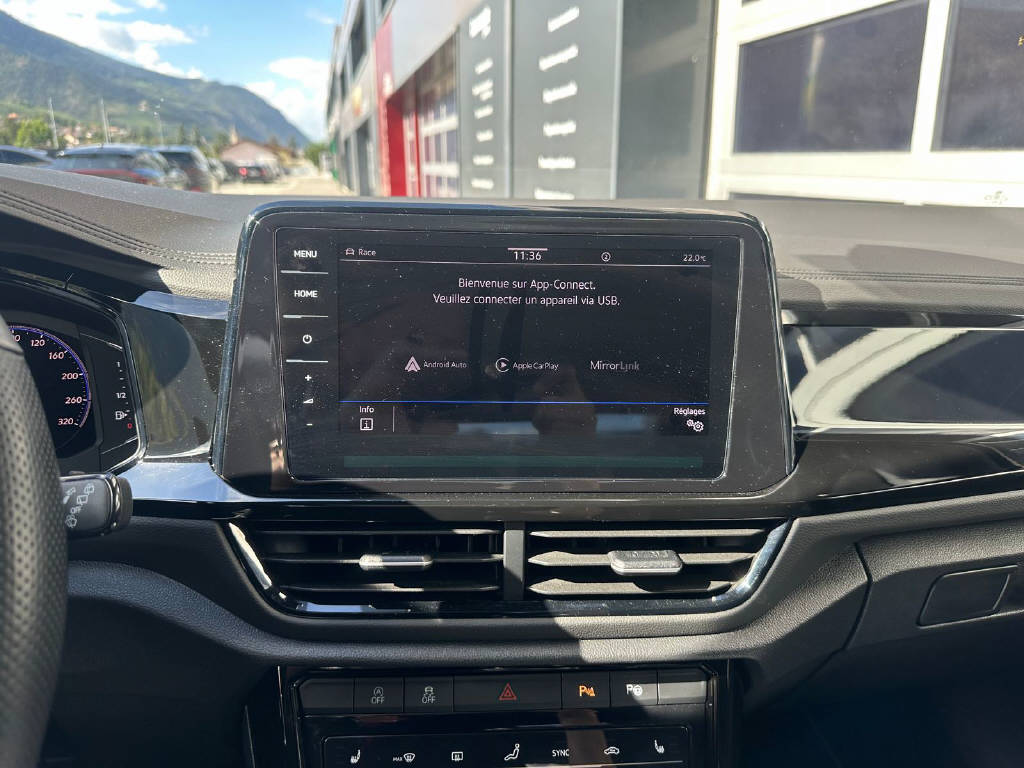 VW T-Roc 2.0 TSI R DSG 4motion (CH)-image-11