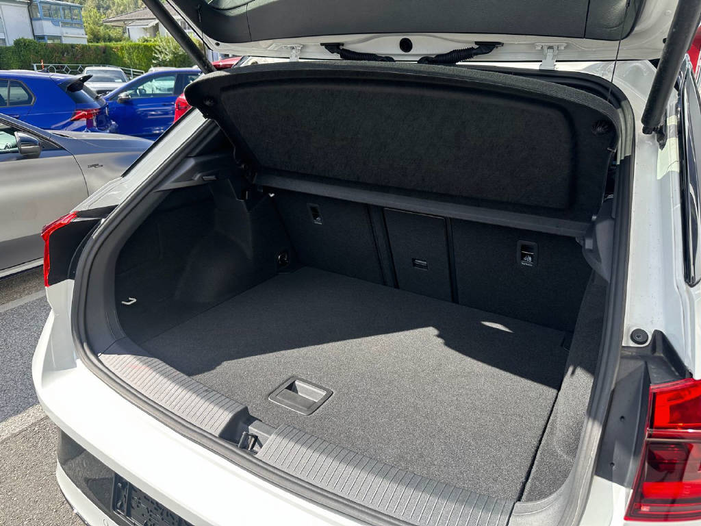 VW T-Roc 2.0 TSI R DSG 4motion (CH)-image-13