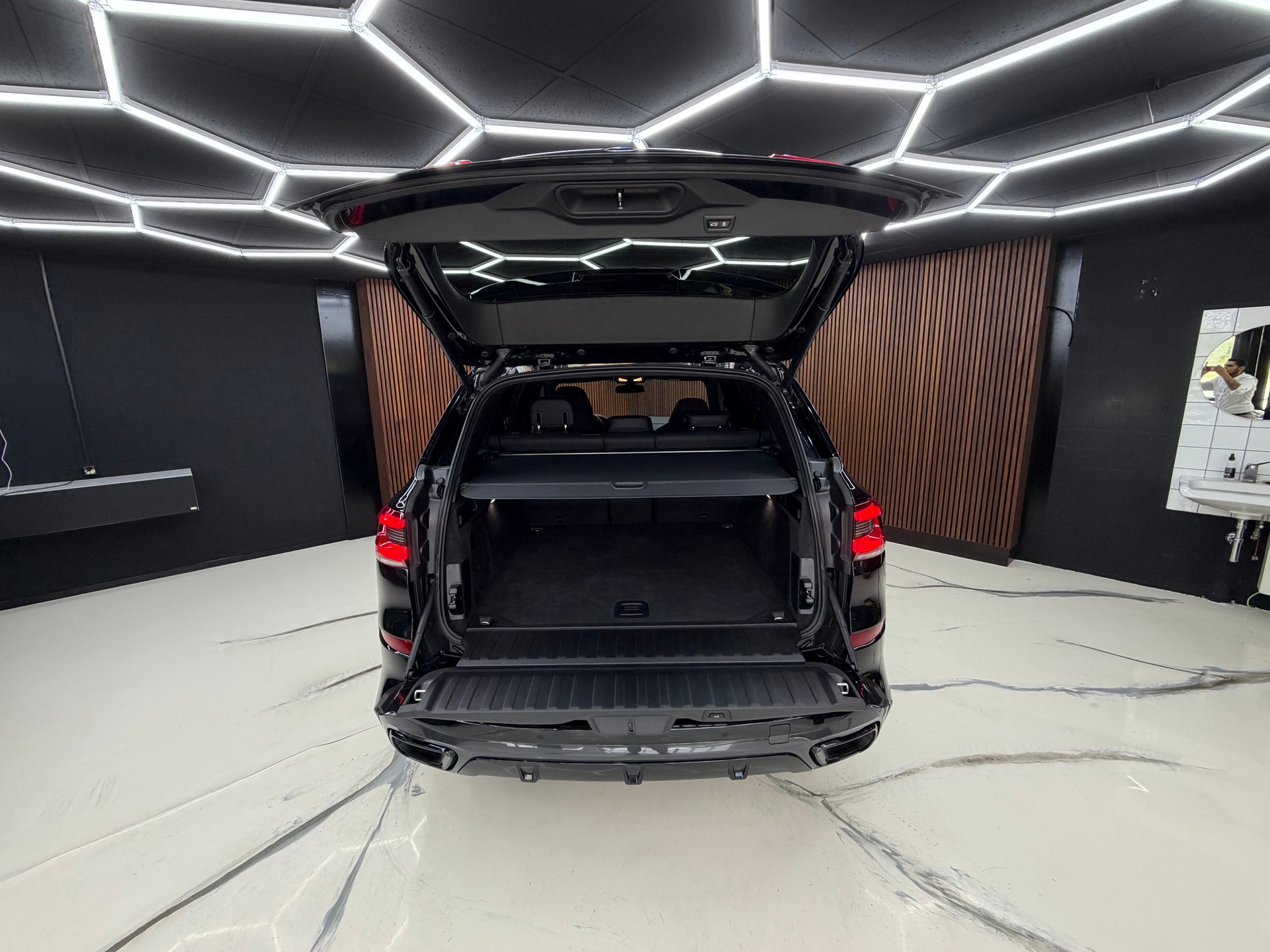 BMW X5 xDrive 48V 40d M Sport Steptronic-image-14