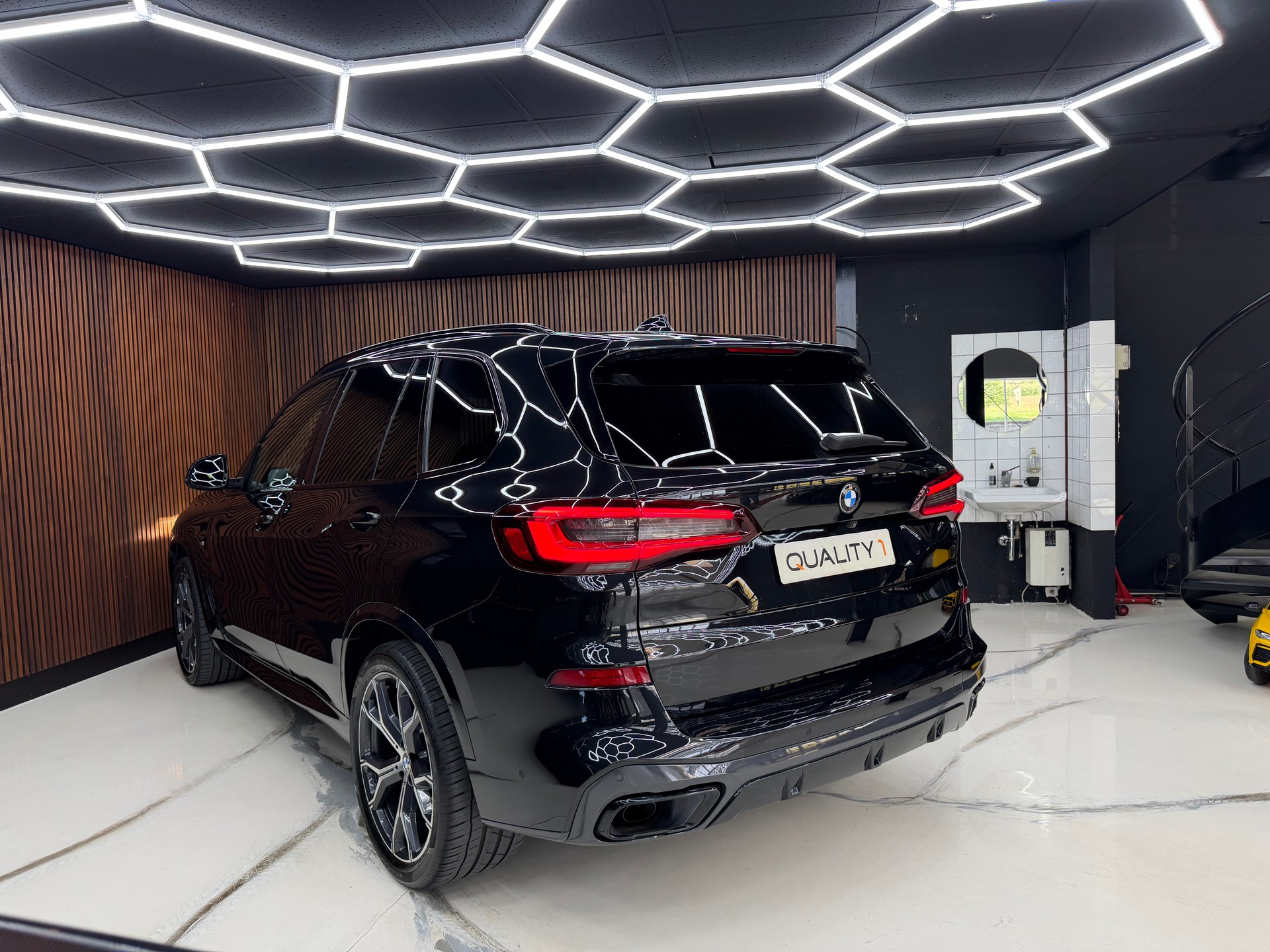 BMW X5 xDrive 48V 40d M Sport Steptronic-image-6