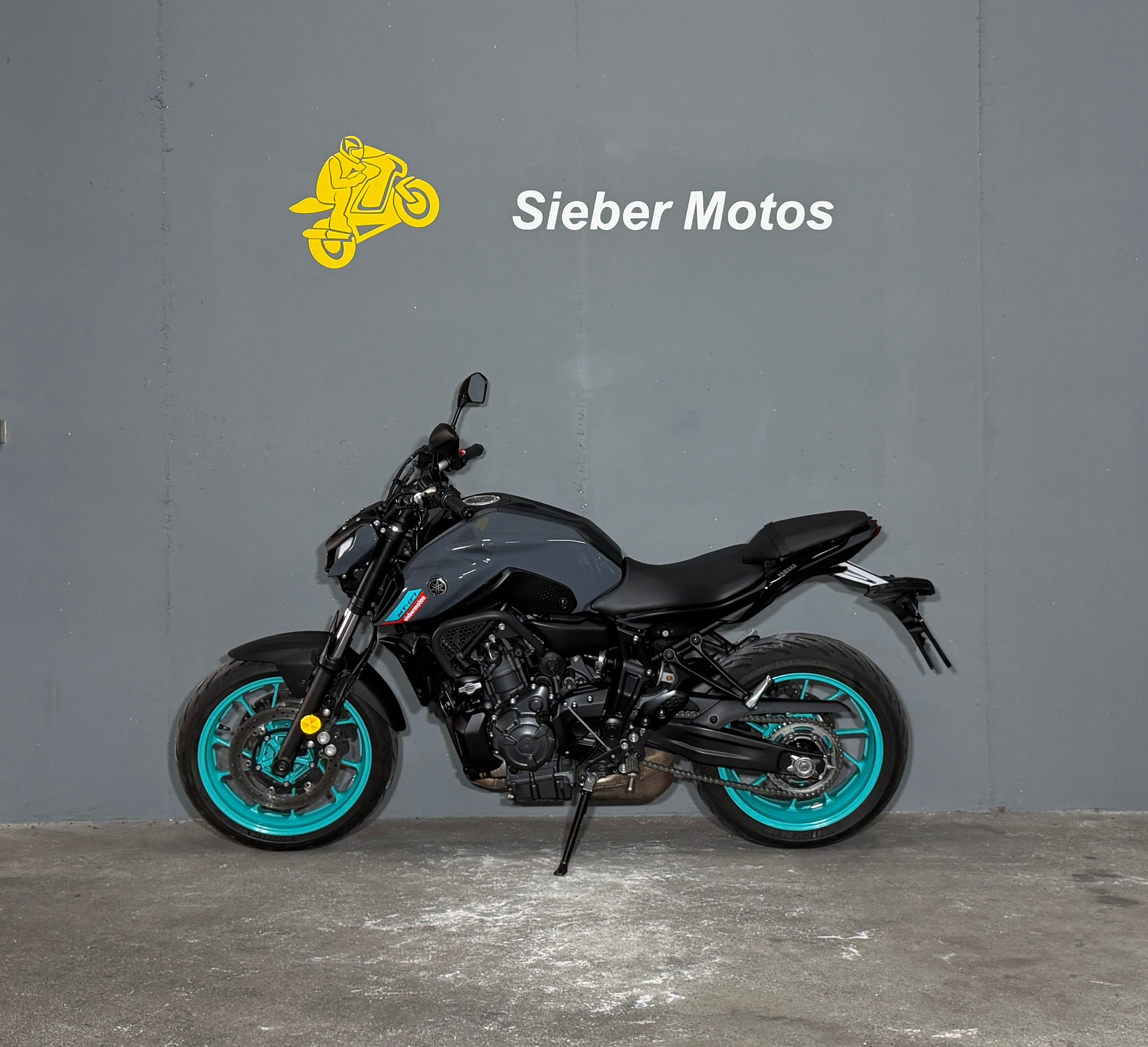 YAMAHA MT-07 (35KW)-showroom-element-2