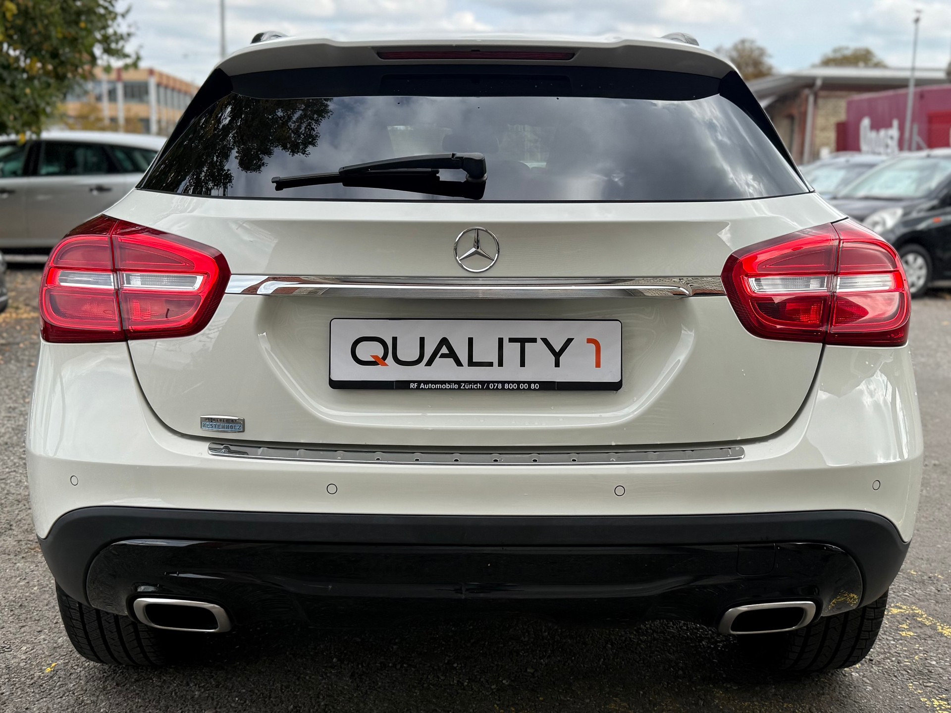 MERCEDES-BENZ GLA 200 CDI Night Star 7G-DCT-image-5