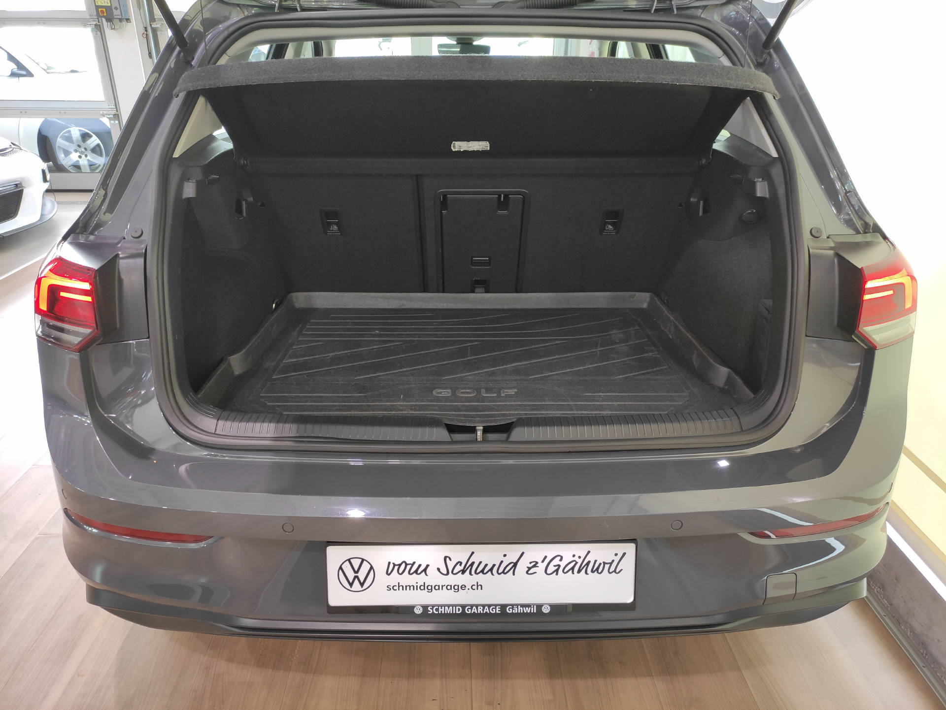VW Golf VIII 1.0 TSI Life-image-14