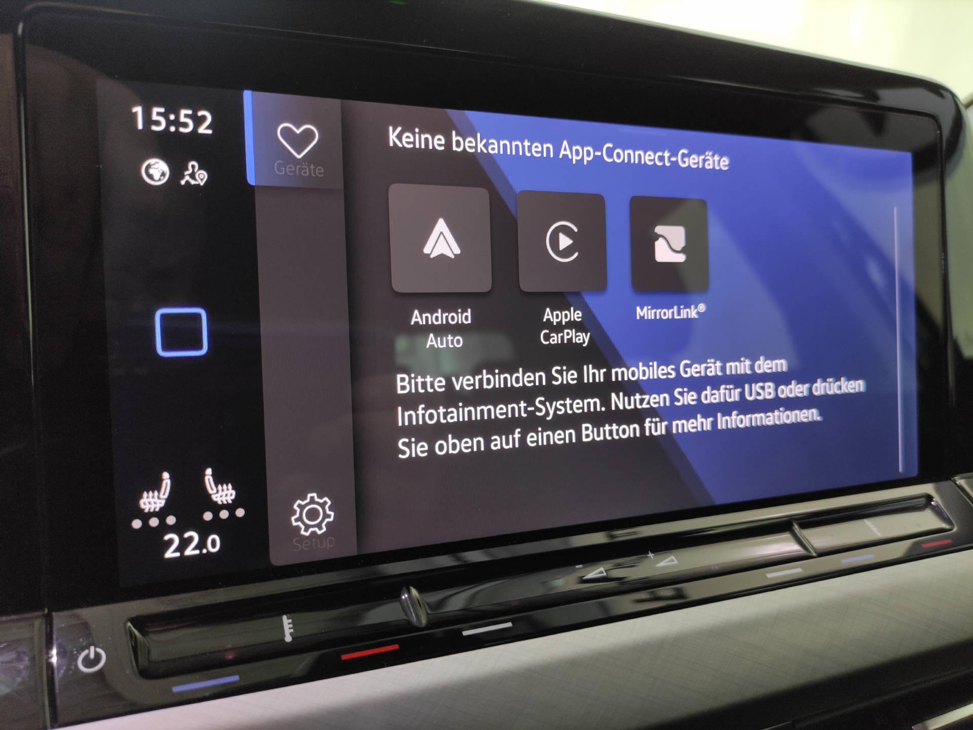 VW Golf VIII 1.0 TSI Life-image-8
