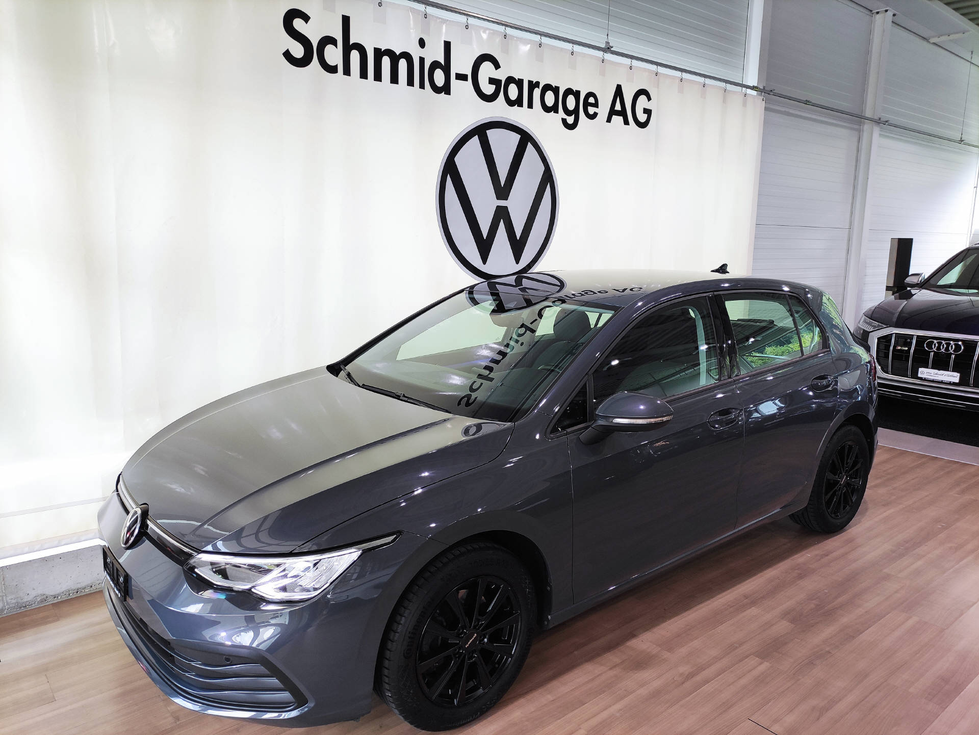 VW Golf VIII 1.0 TSI Life-image-0