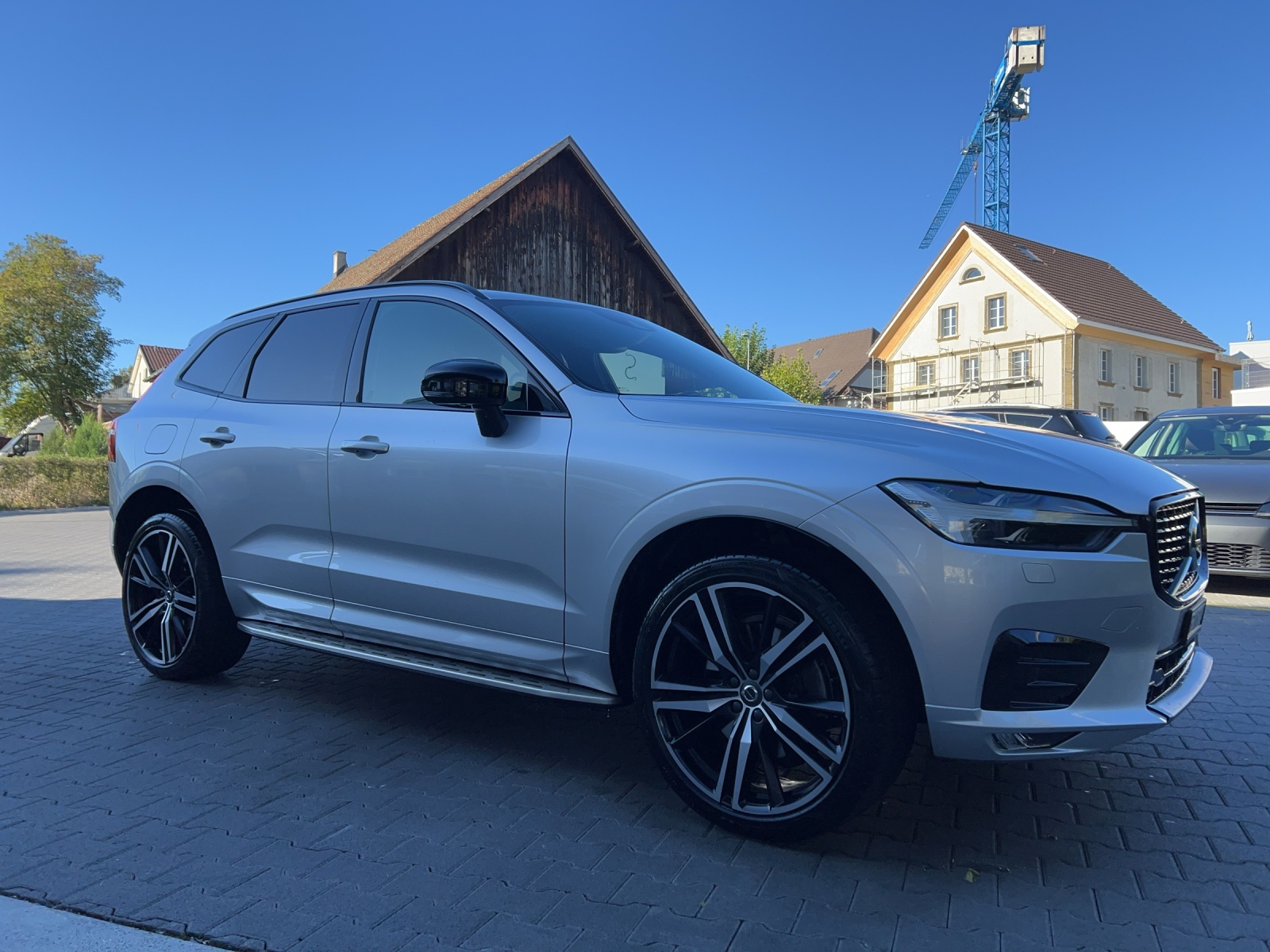 VOLVO XC60 B6 Benzin Mild Hybrid AWD R-Design Geartronic-image-5