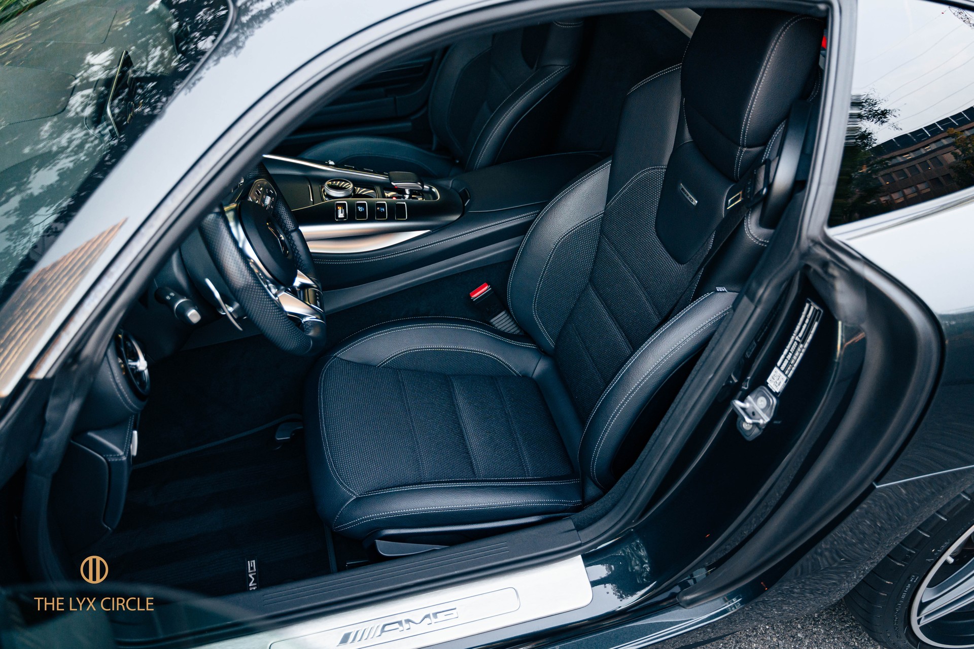 MERCEDES-BENZ AMG GT Speedshift DCT-image-13