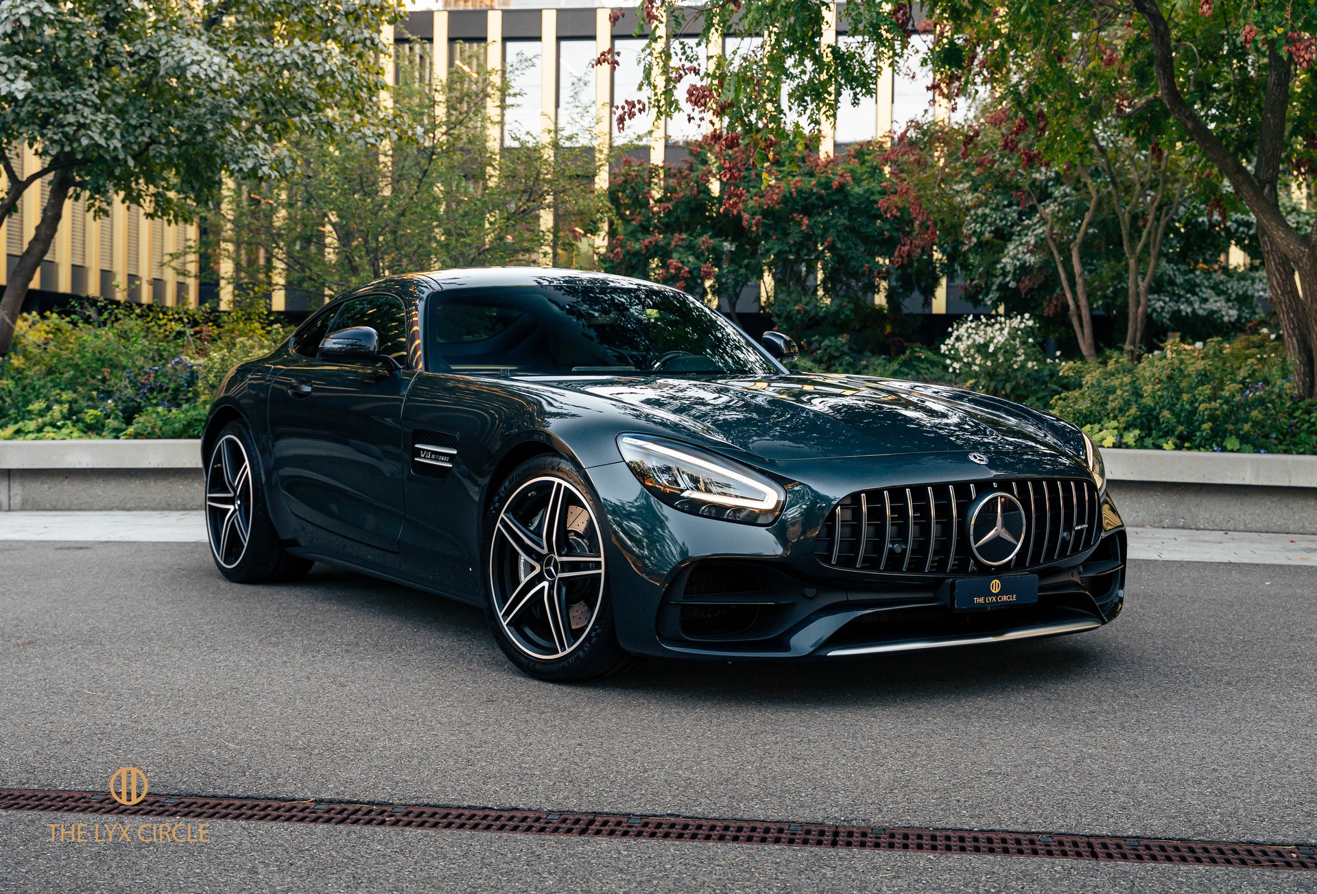 MERCEDES-BENZ AMG GT Speedshift DCT-image-1