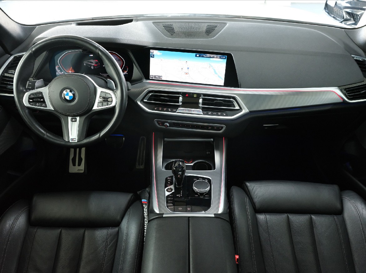 BMW 30d xDrive-image-4
