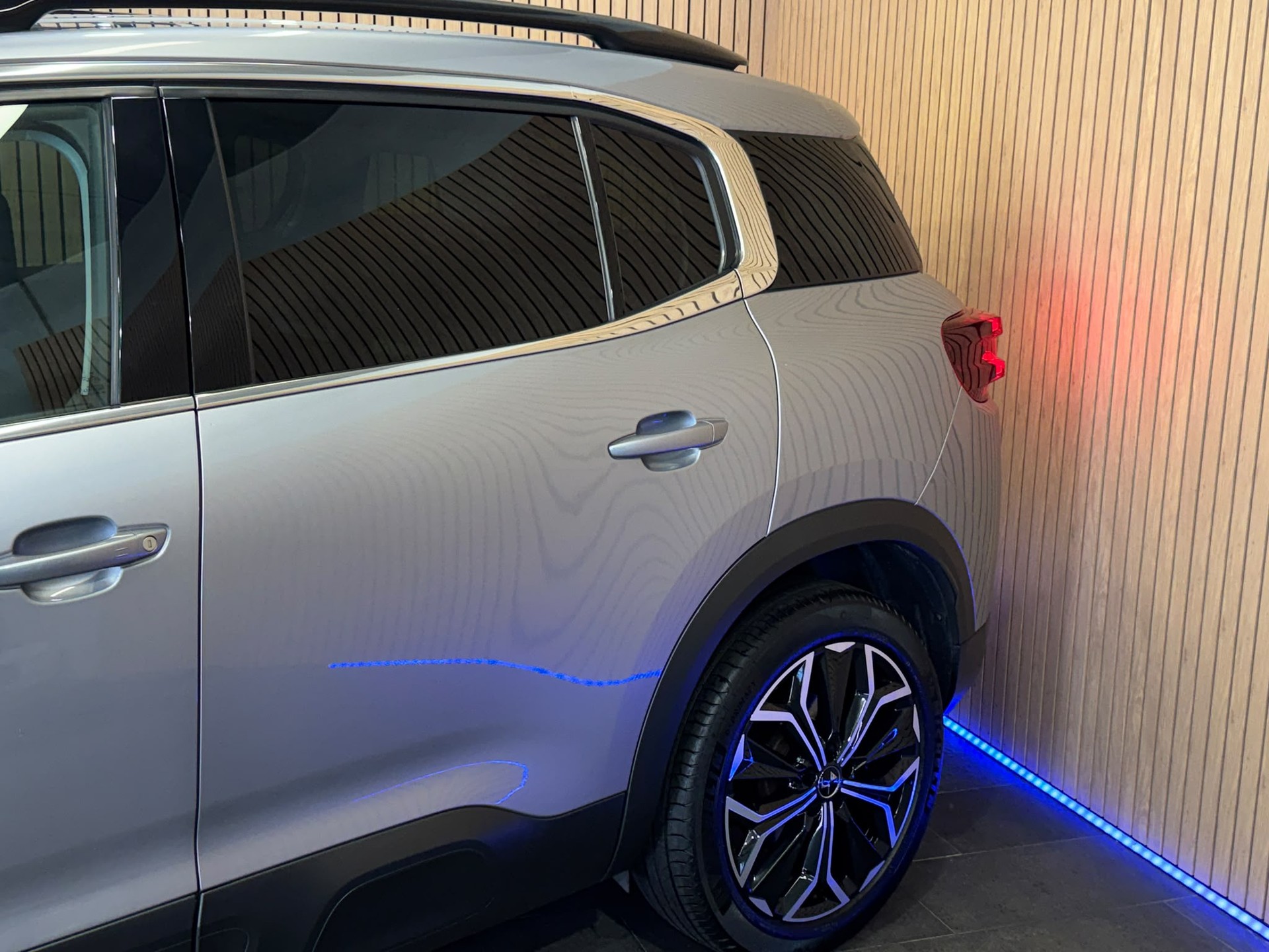 CITROEN C5 Aircross 1.5 BlueHD Swiss Edition EAT8-image-3
