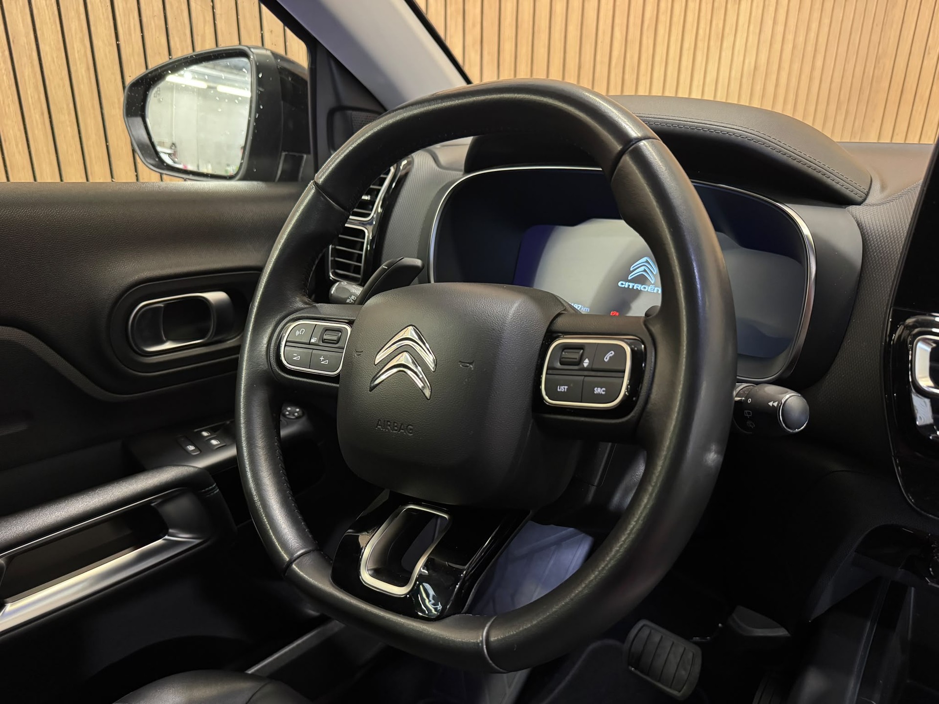 CITROEN C5 Aircross 1.5 BlueHD Swiss Edition EAT8-image-9