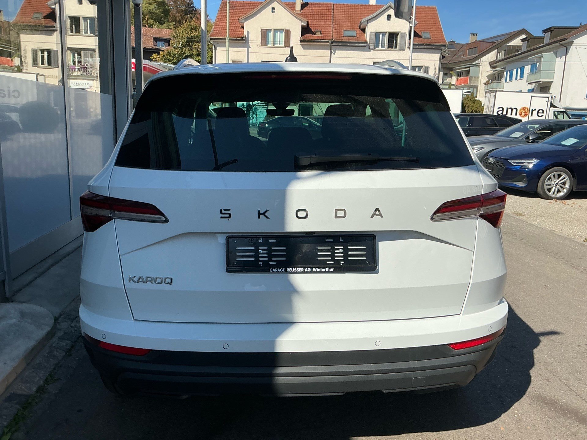 SKODA Karoq Selection *** FAHRZEUG HAT HAGELSCHADEN ***-image-4