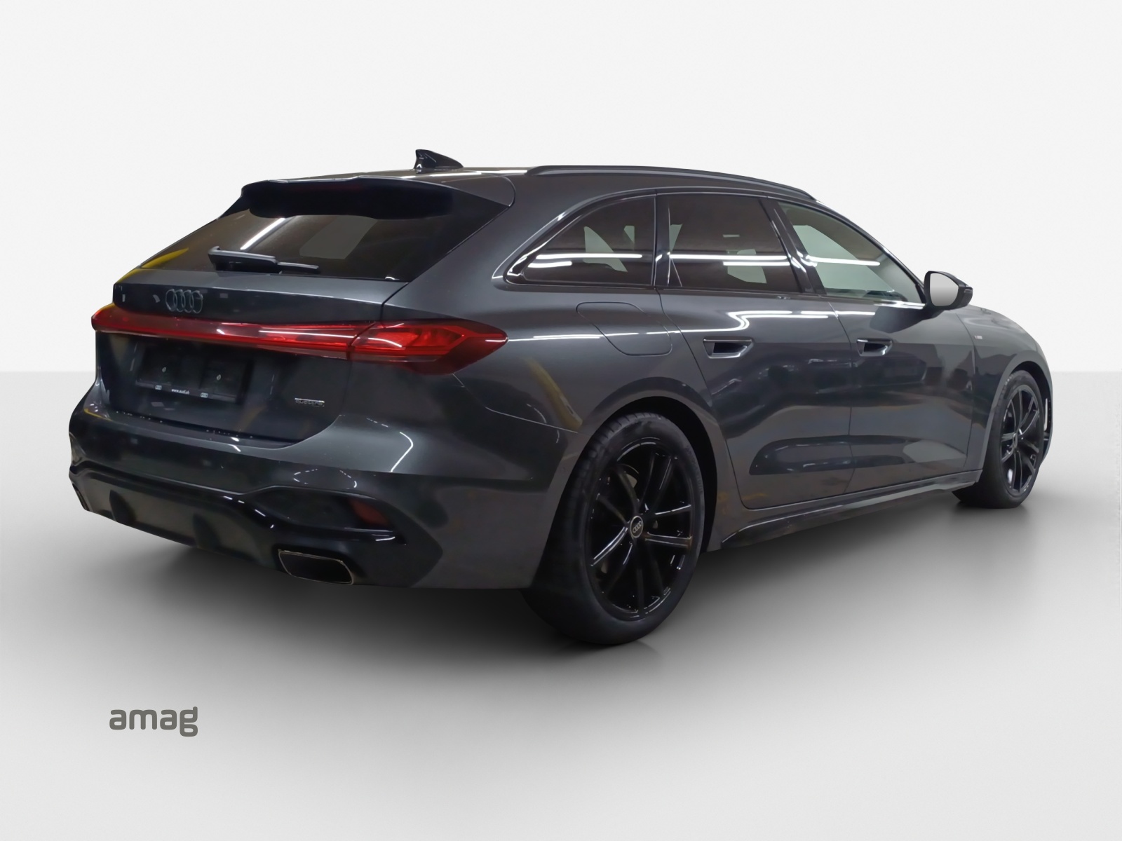 AUDI A5 Avant TFSI quattro 150 kW S tronic-image-4