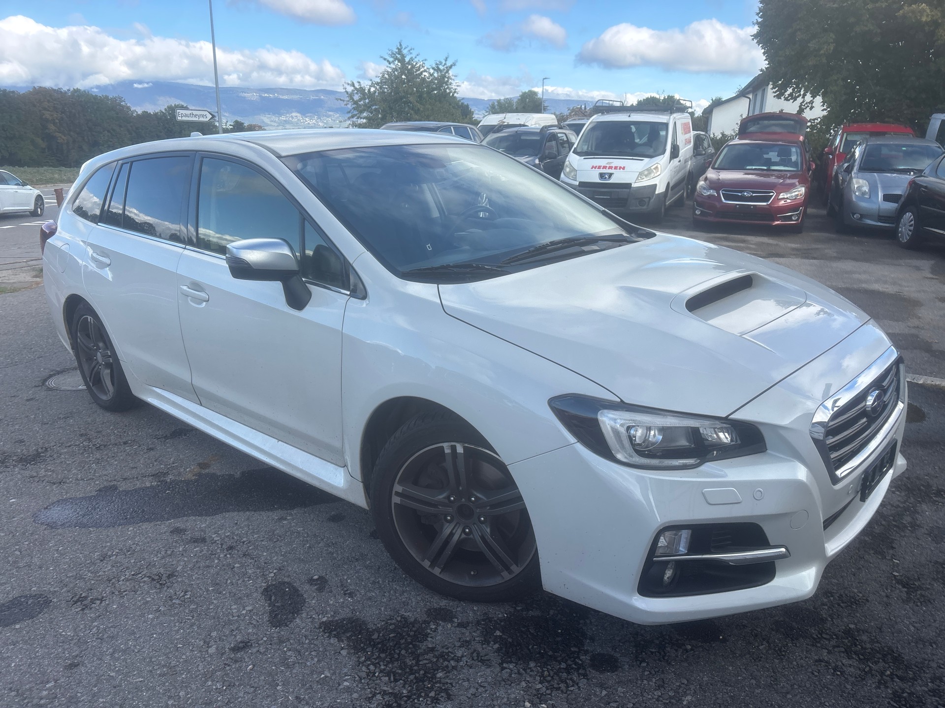 SUBARU Levorg 1.6DIT Luxury S AWD Lineartronic-image-6