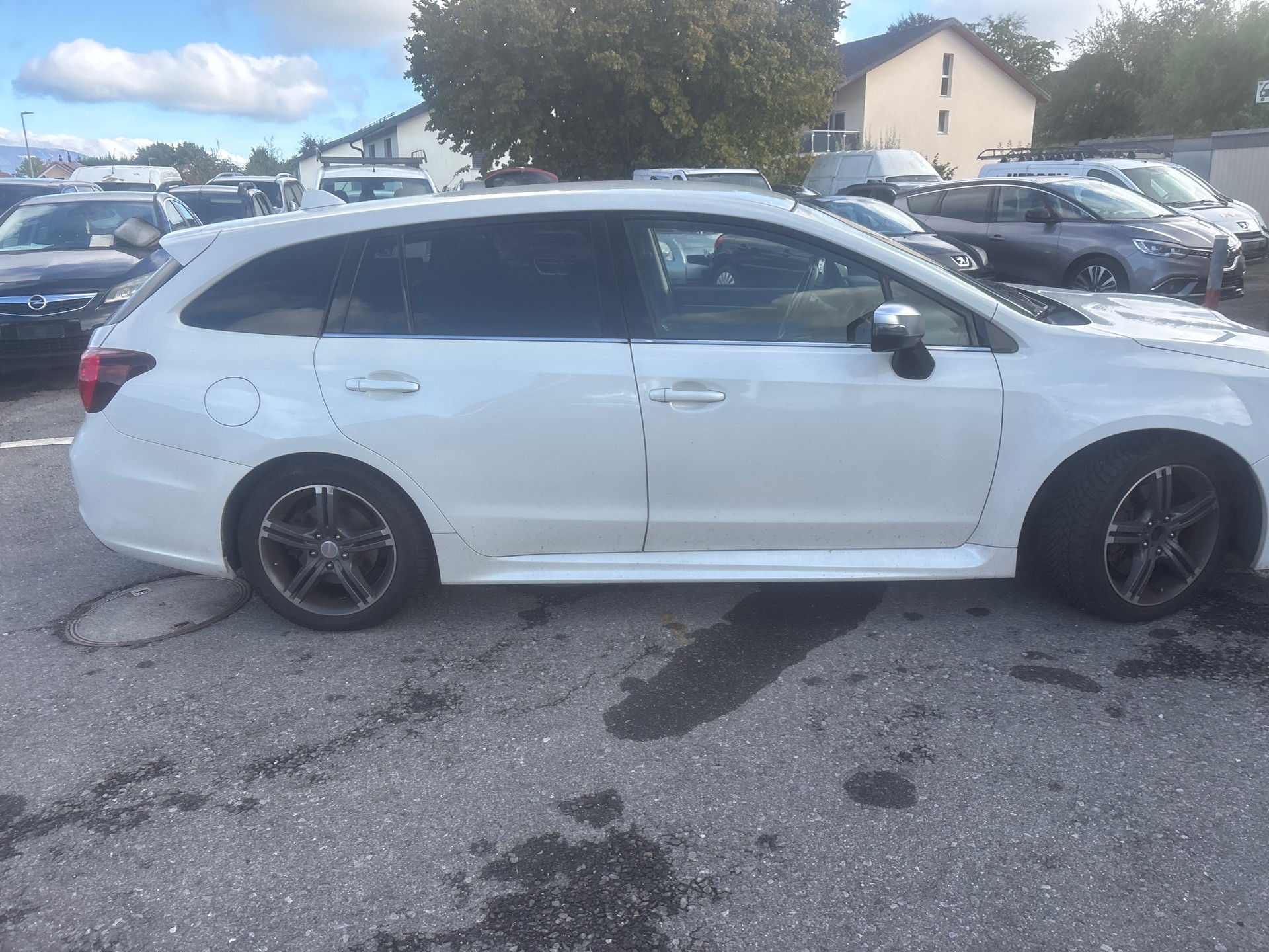 SUBARU Levorg 1.6DIT Luxury S AWD Lineartronic-image-5