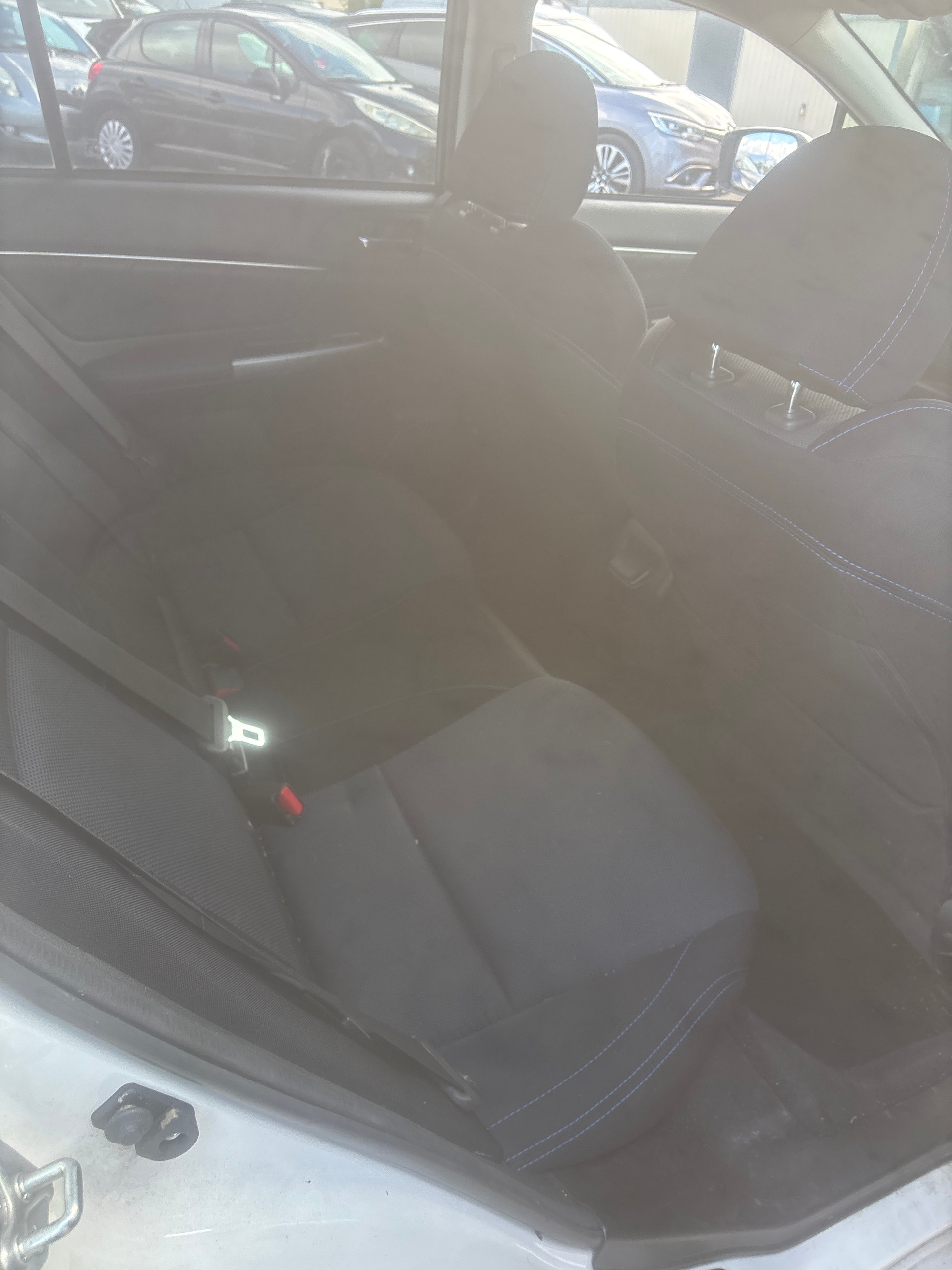SUBARU Levorg 1.6DIT Luxury S AWD Lineartronic-image-8