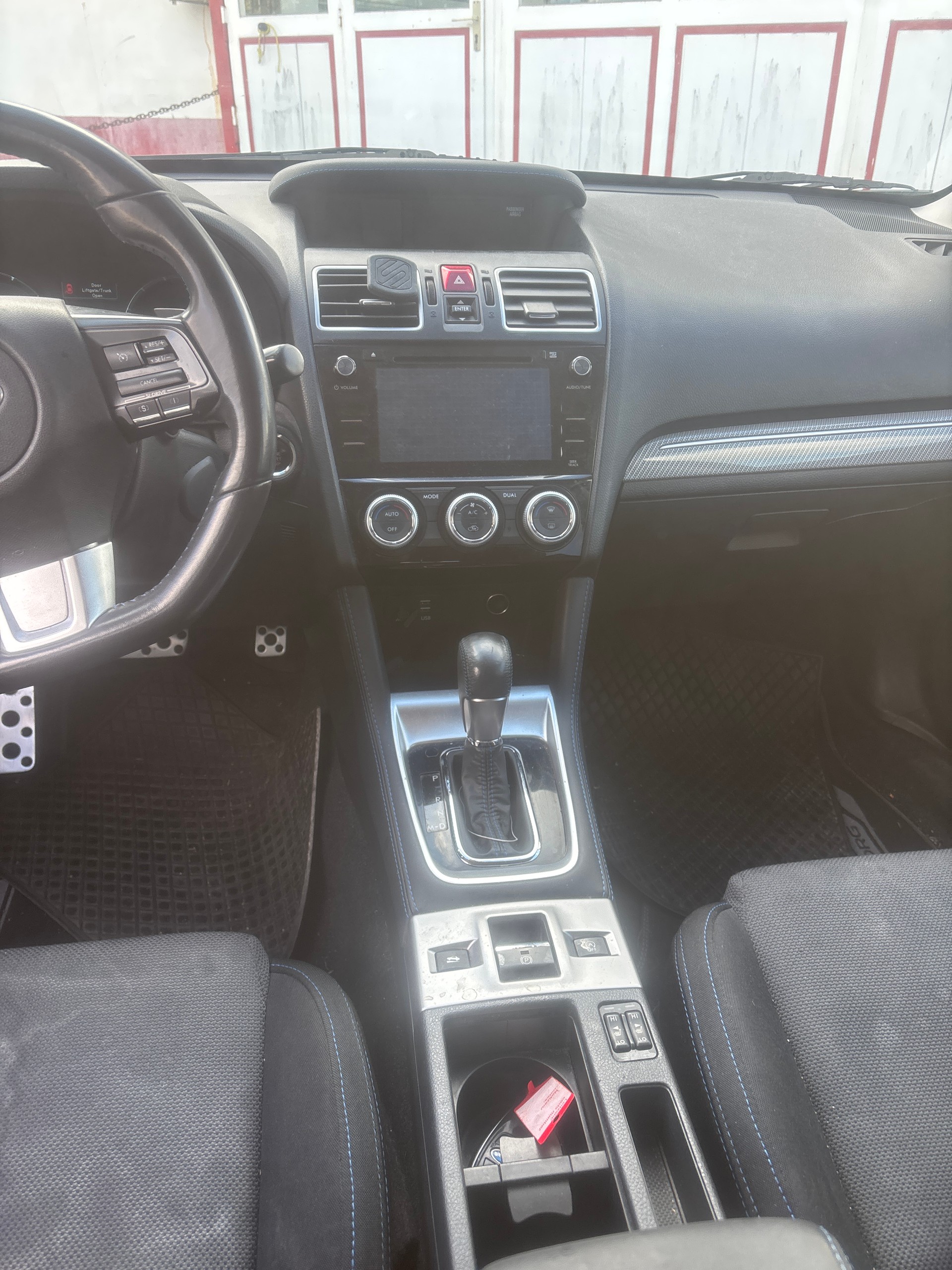 SUBARU Levorg 1.6DIT Luxury S AWD Lineartronic-image-13