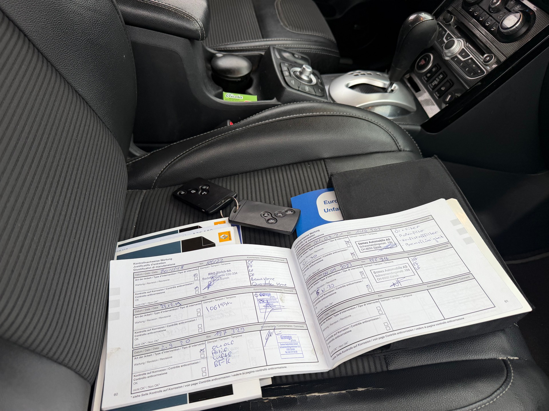 RENAULT Koleos 2.0 dCi Bose 4x4 Automatic-image-11