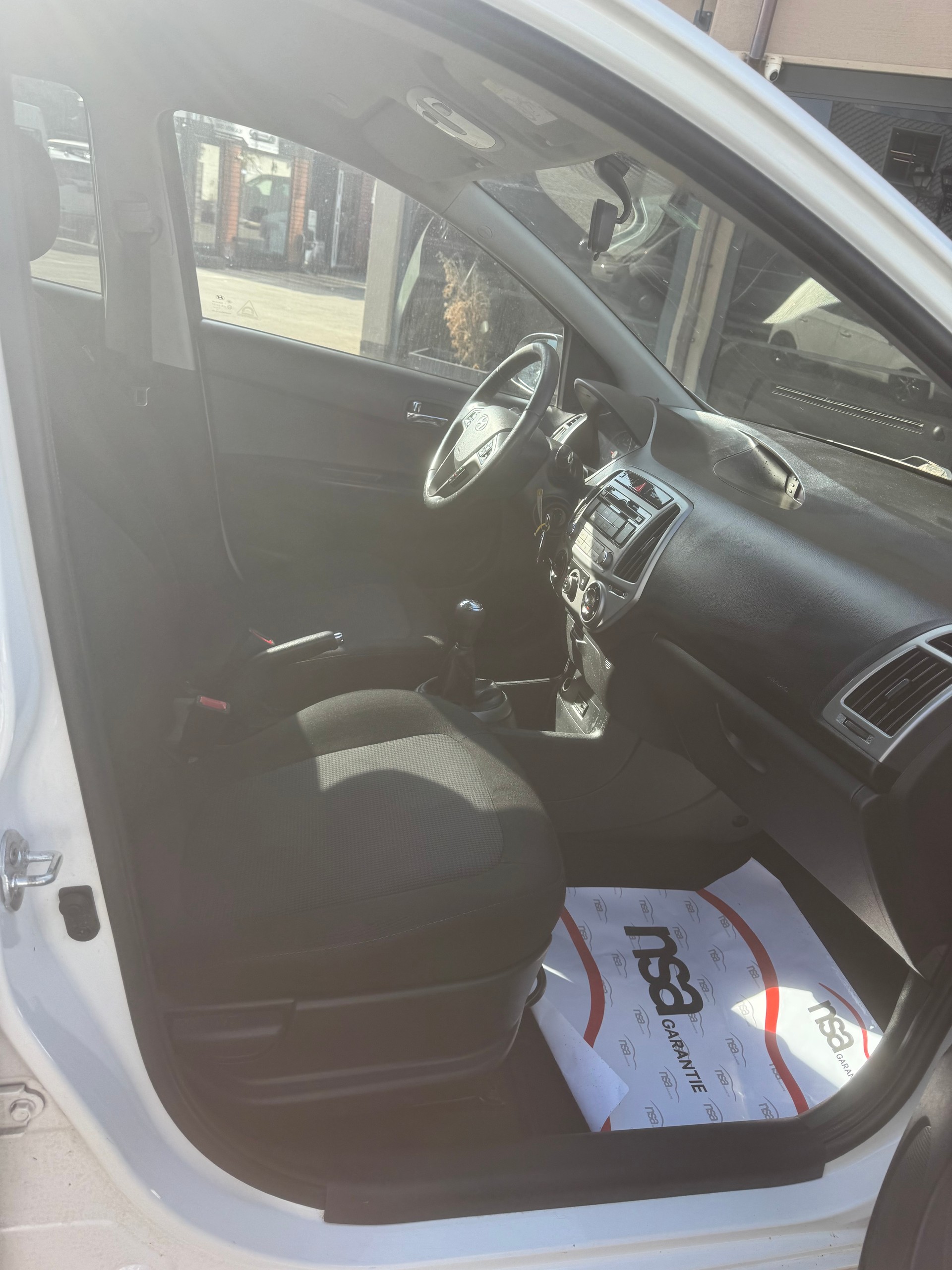 HYUNDAI i20 1.2 Pica-showroom-element-3