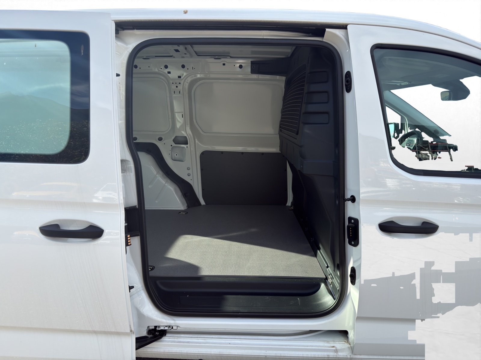 VW Caddy Cargo 1.5TSI Entry Maxi-image-10