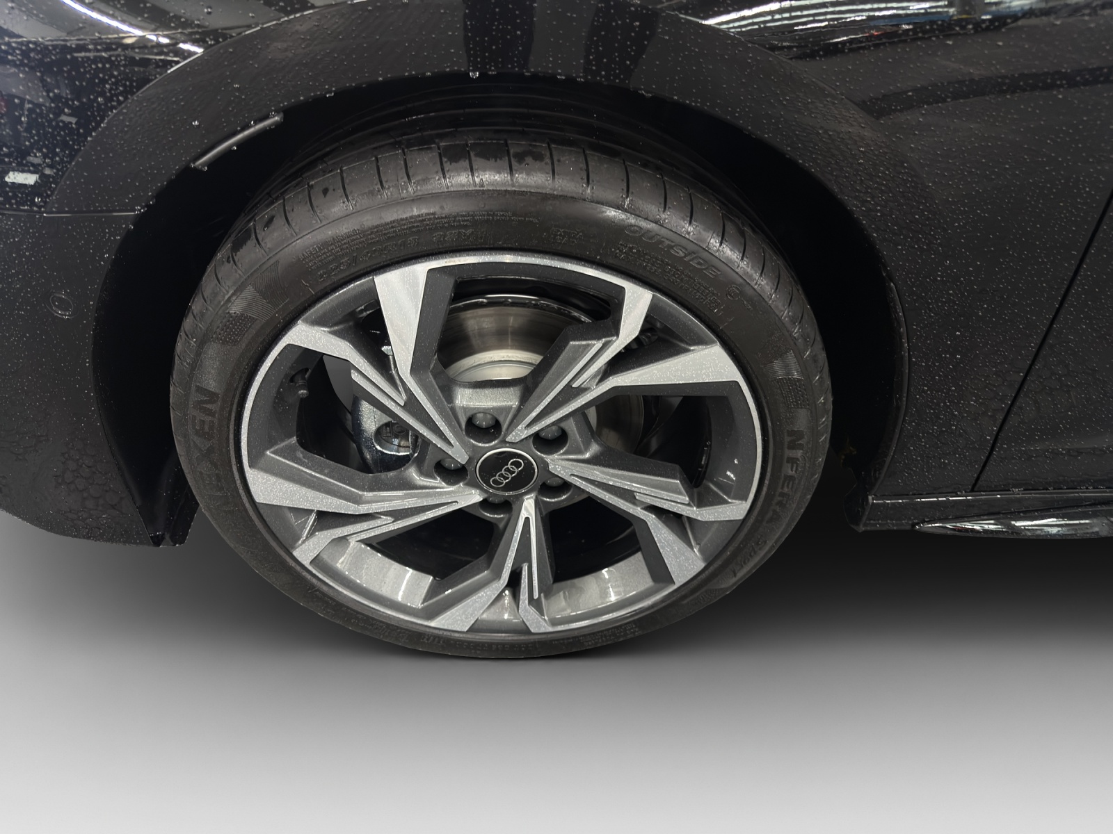 AUDI A3 Sportback TFSI 110 kW S line S tronic-image-13
