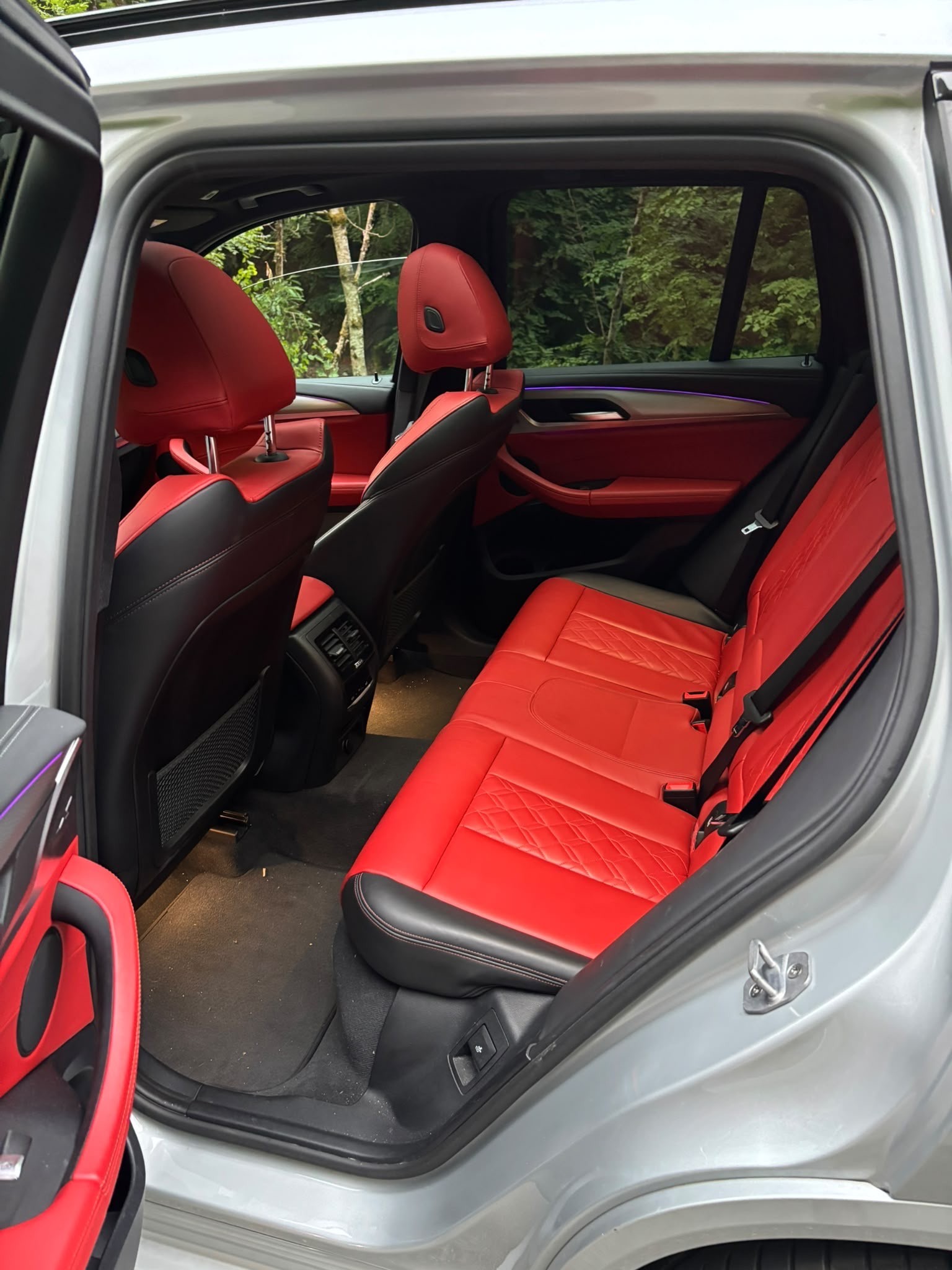 BMW M40i-image-4