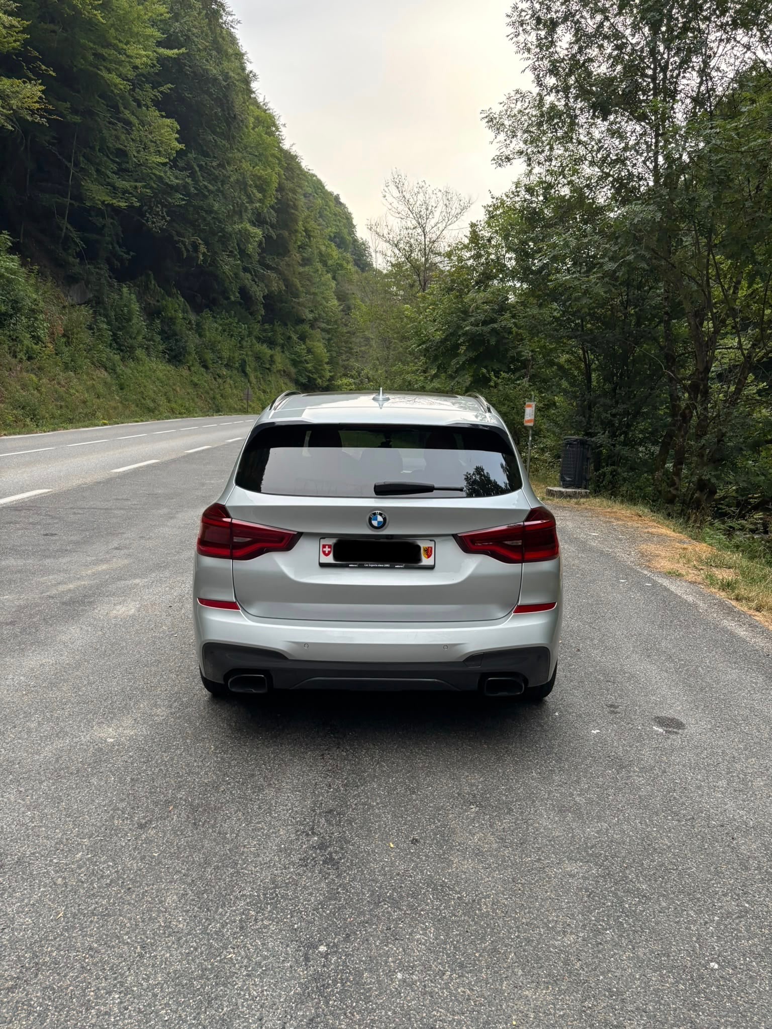 BMW M40i-image-3