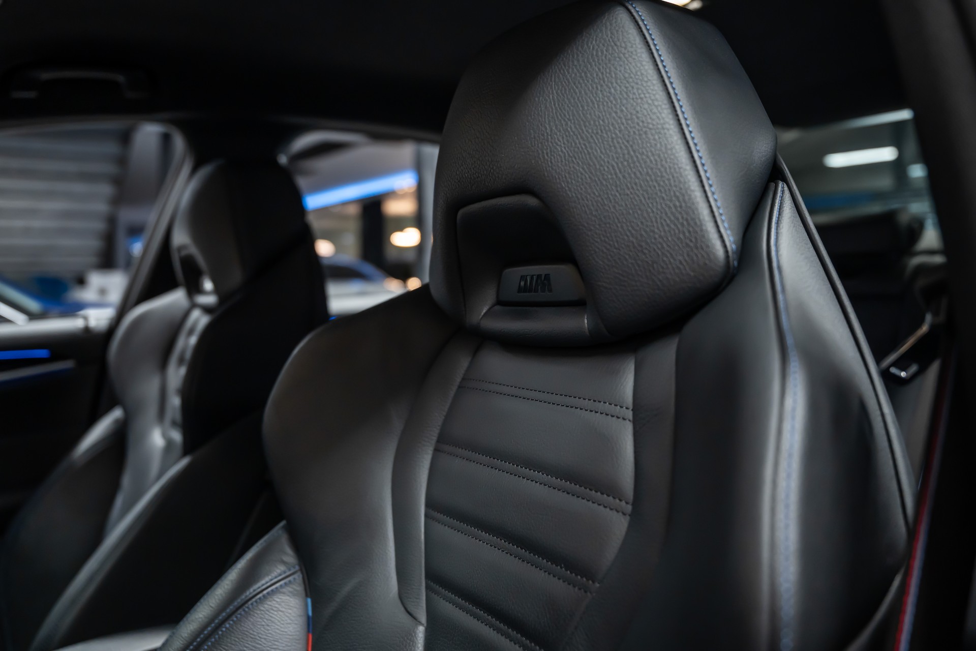 BMW M550i xDrive M Sport Pro Steptronic *Laser*M-Performance Sitze*Head-Up*360°*-image-16