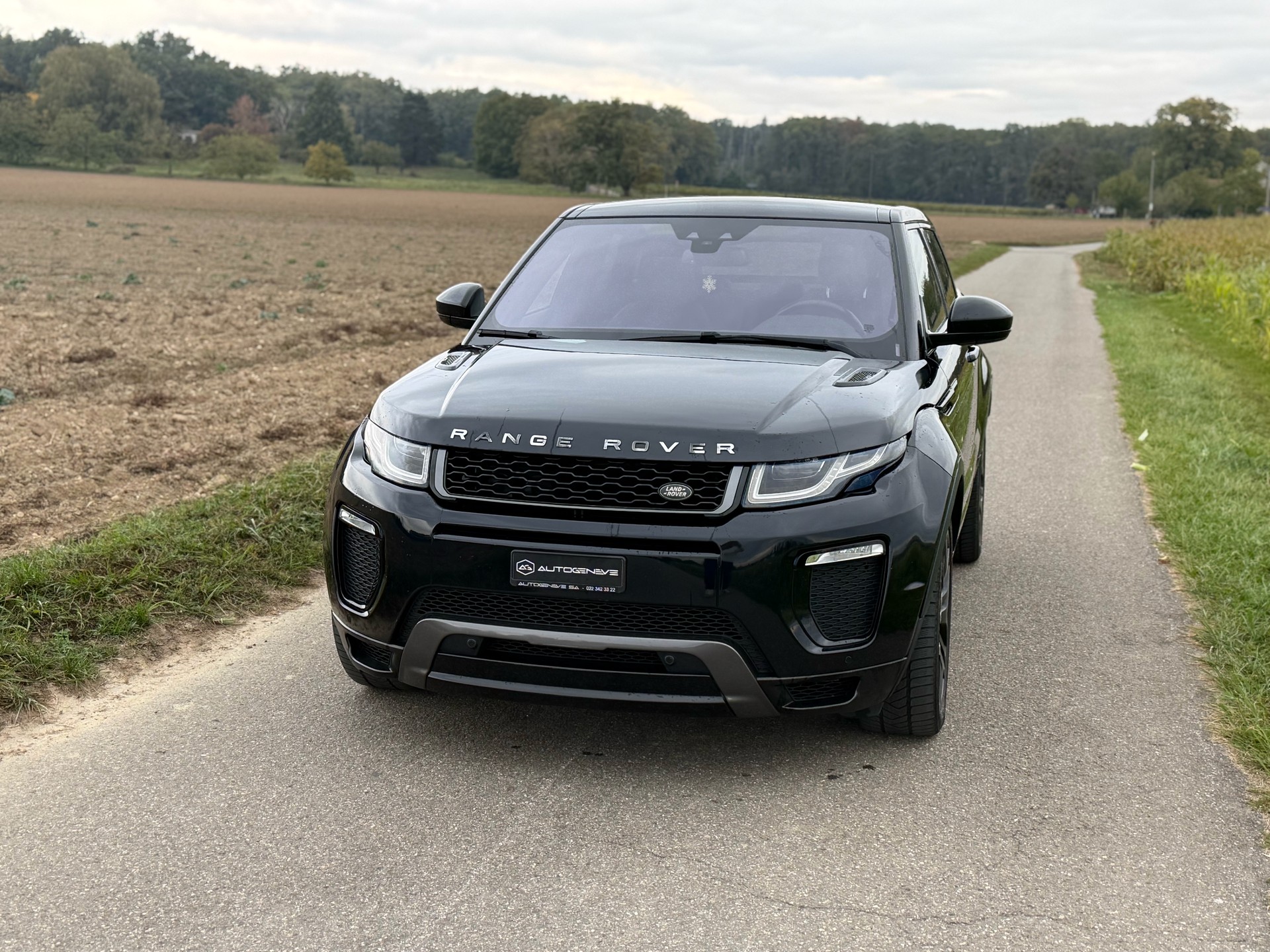 LAND ROVER Range Rover Evoque 2.0 TD4 HSE Dynamic AT9-image-1