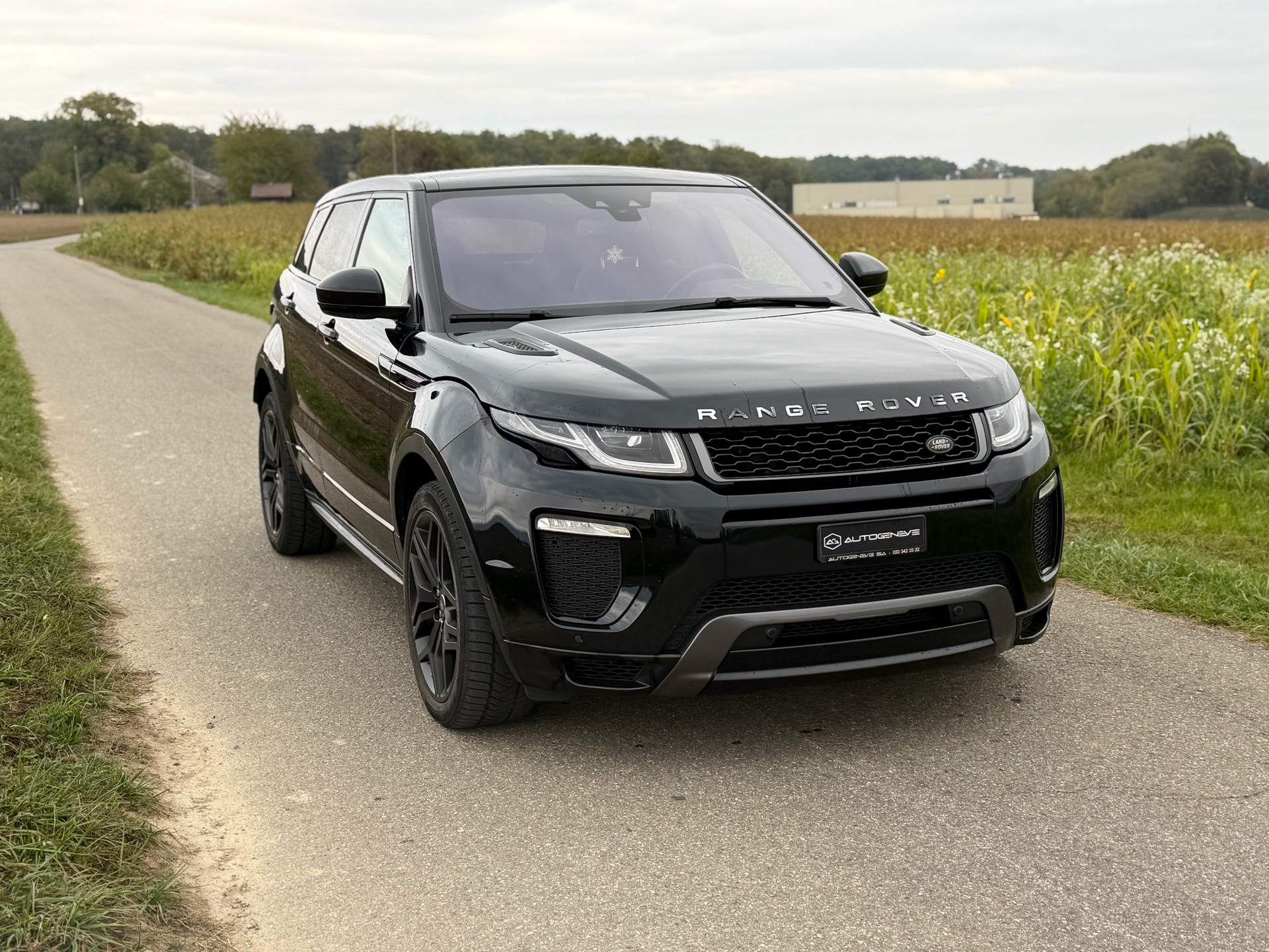 LAND ROVER Range Rover Evoque 2.0 TD4 HSE Dynamic AT9-image-3