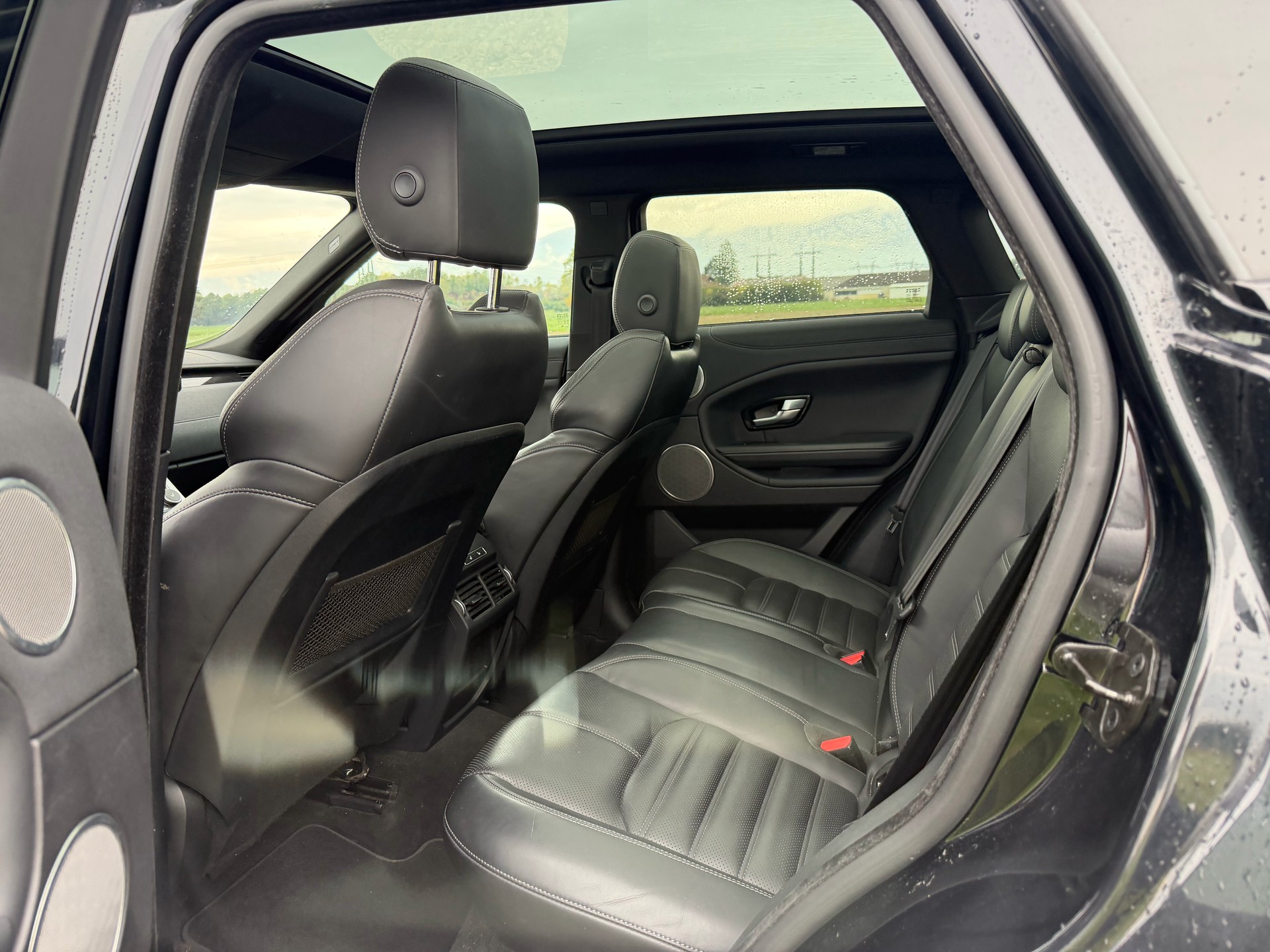 LAND ROVER Range Rover Evoque 2.0 TD4 HSE Dynamic AT9-image-11