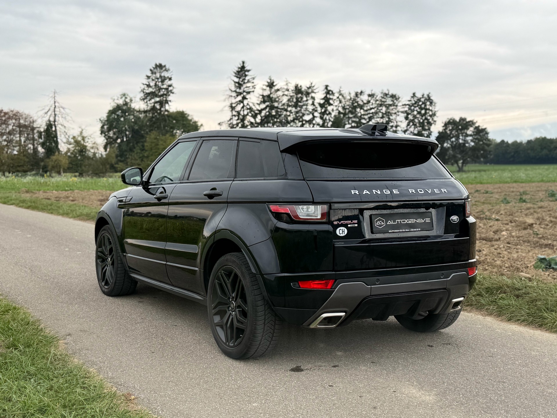 LAND ROVER Range Rover Evoque 2.0 TD4 HSE Dynamic AT9-image-7