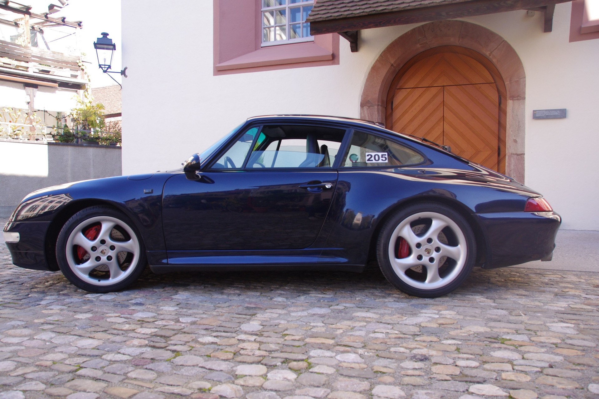 PORSCHE 911 Carrera 4S-image-3