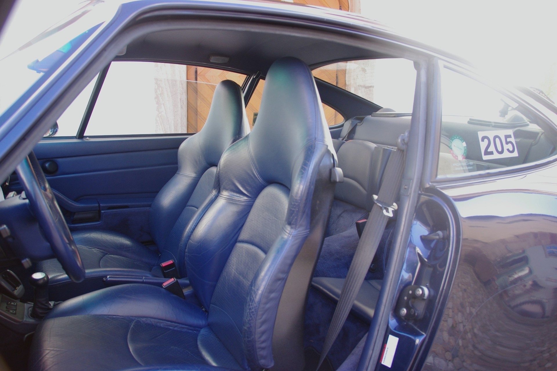 PORSCHE 911 Carrera 4S-image-9