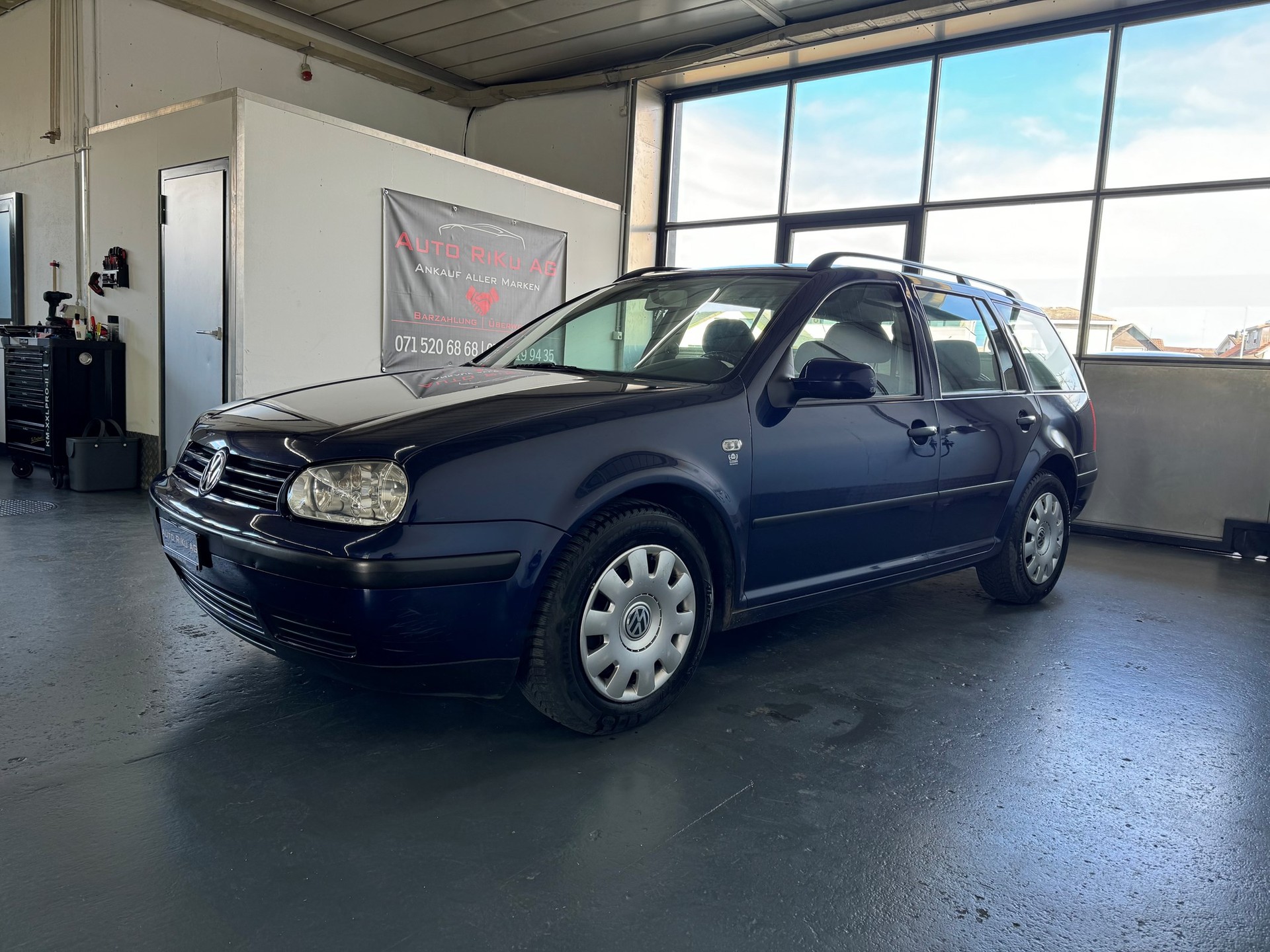 VW Golf Variant 2.0 Comfortline-image-4