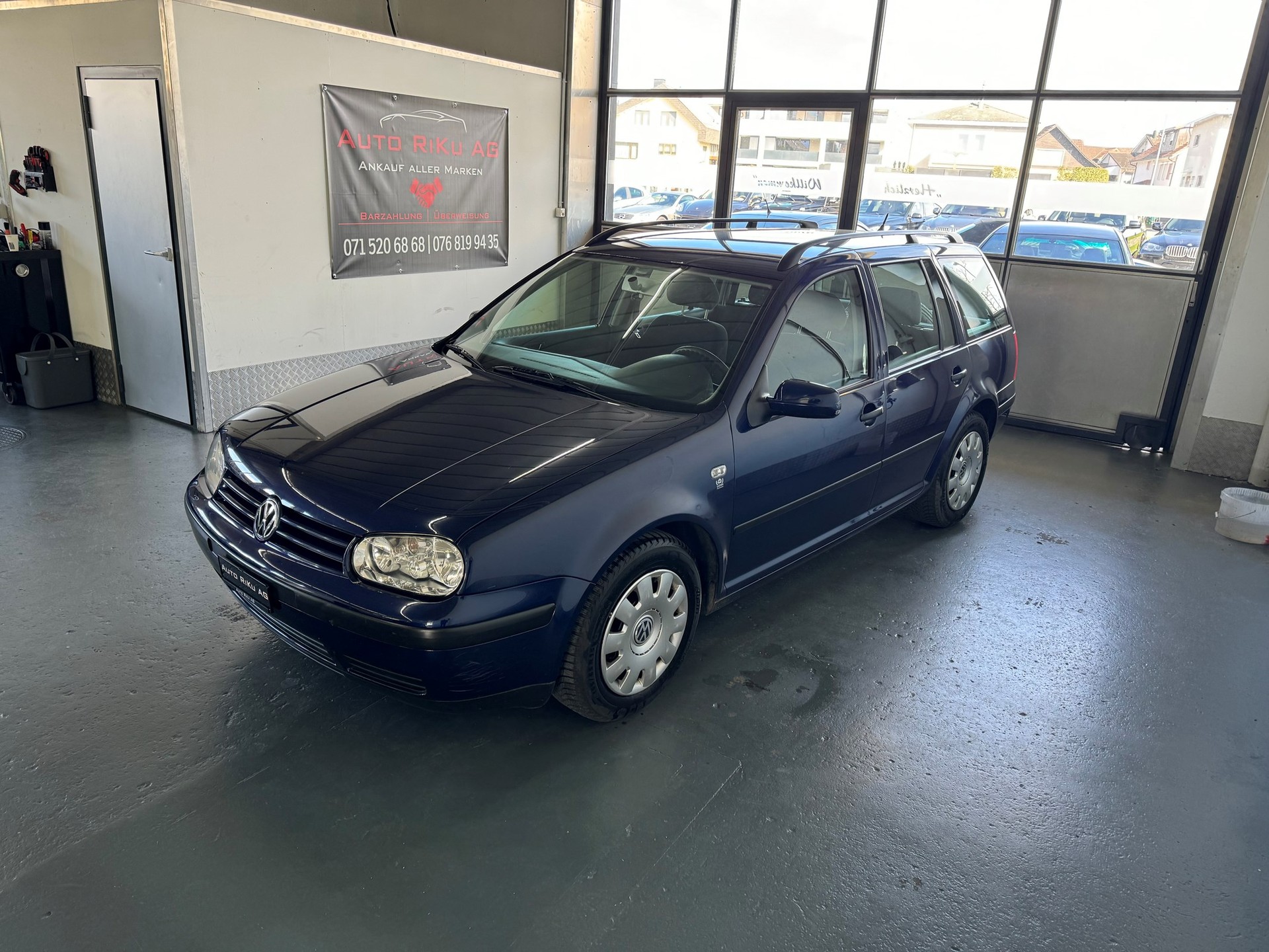 VW Golf Variant 2.0 Comfortline-image-3