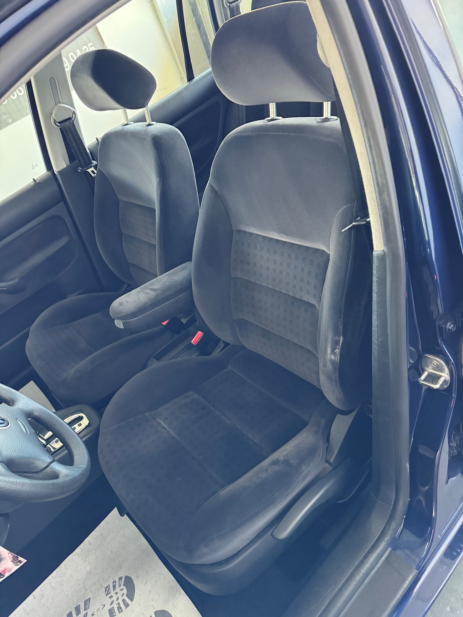 VW Golf Variant 2.0 Comfortline-image-11
