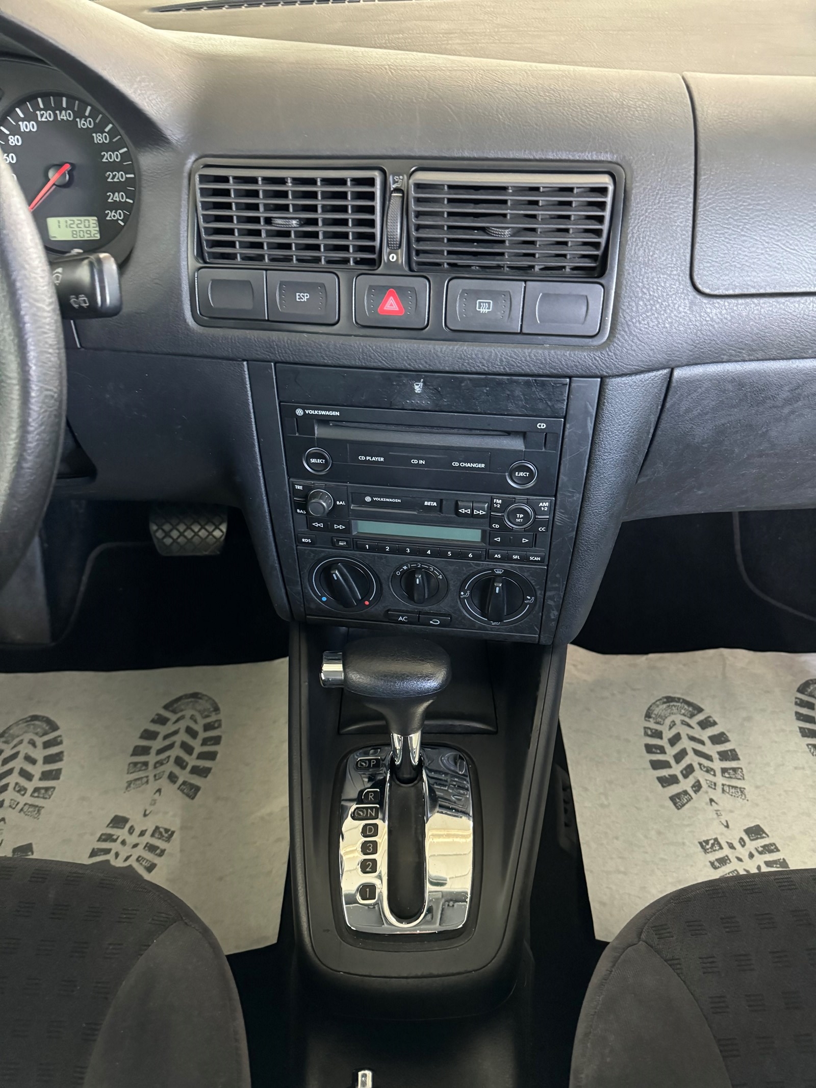 VW Golf Variant 2.0 Comfortline-image-13