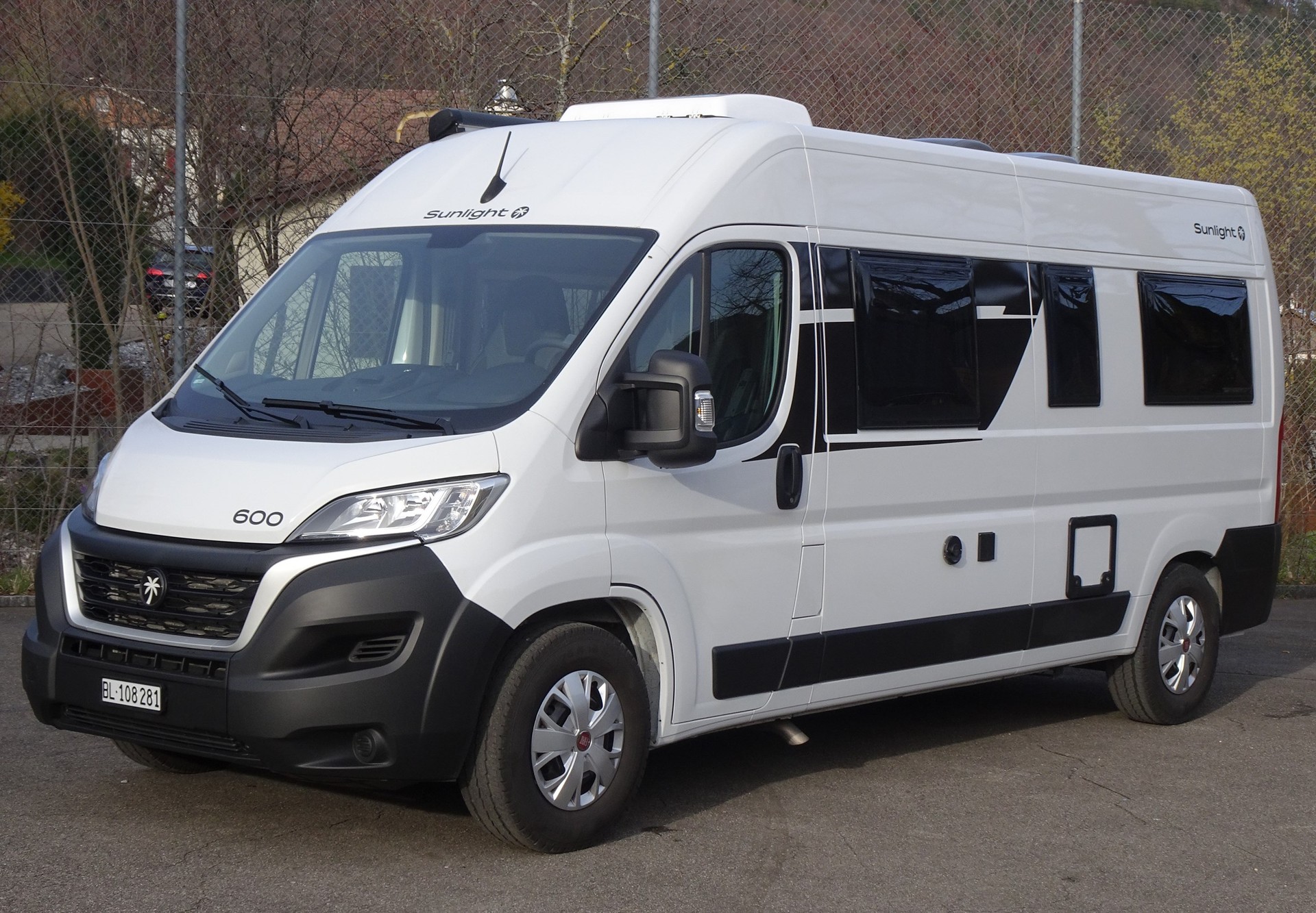 FIAT Ducato Sunlight Cliff 600-image-0