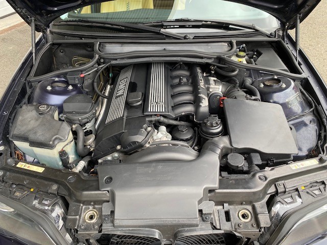 BMW-ALPINA B3 3.3 X Touring S.Tronic-image-12