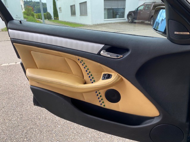 BMW-ALPINA B3 3.3 X Touring S.Tronic-image-7