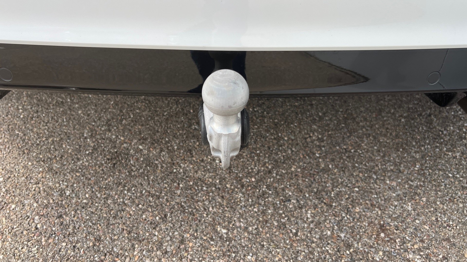 VW Tiguan 2.0TSI R 4Motion DSG-image-11